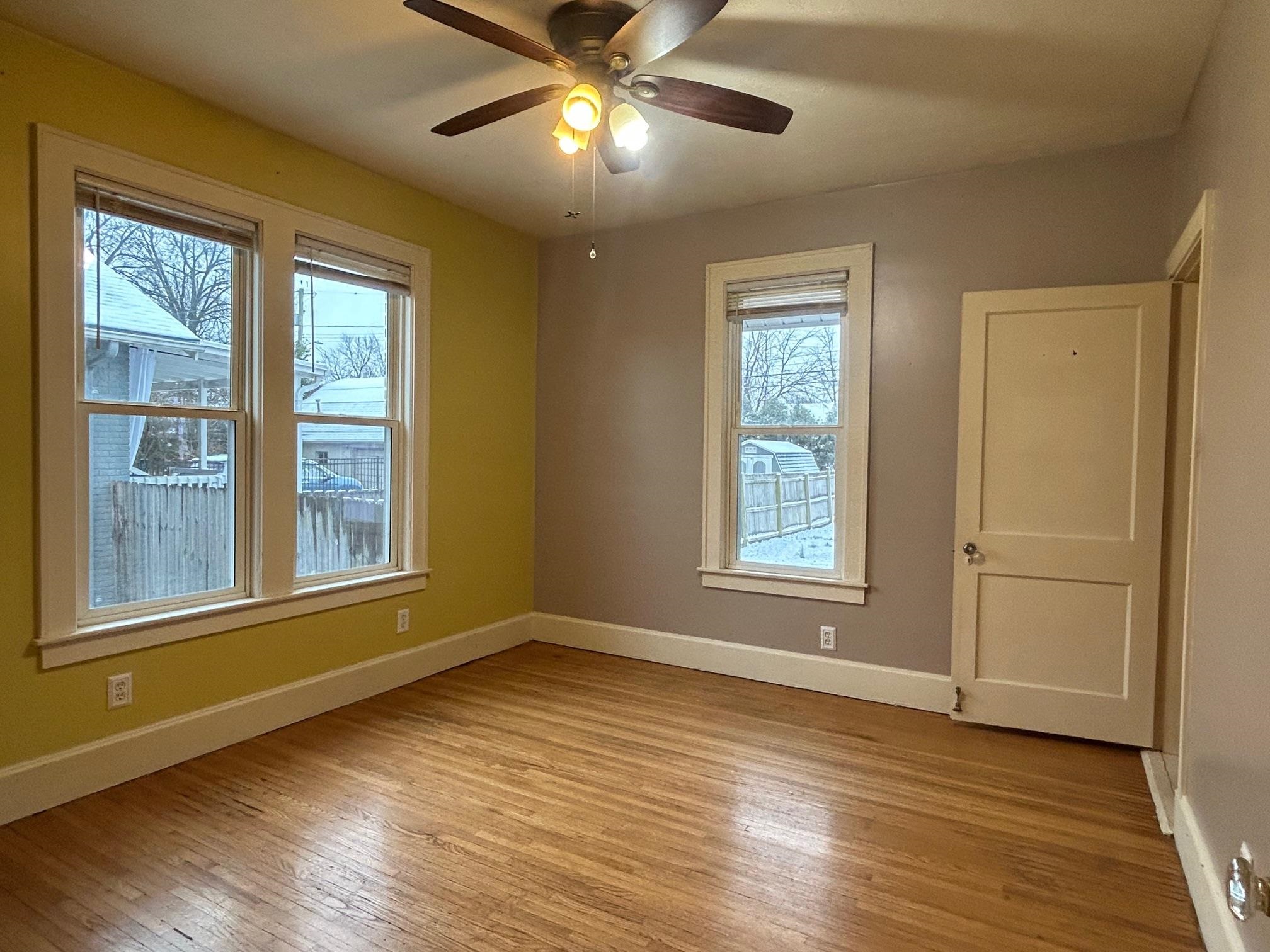 110 20th Street, Owensboro, Kentucky 42303, 3 Bedrooms Bedrooms, ,2 BathroomsBathrooms,Single Family Residence,For Sale,20th Street,91550