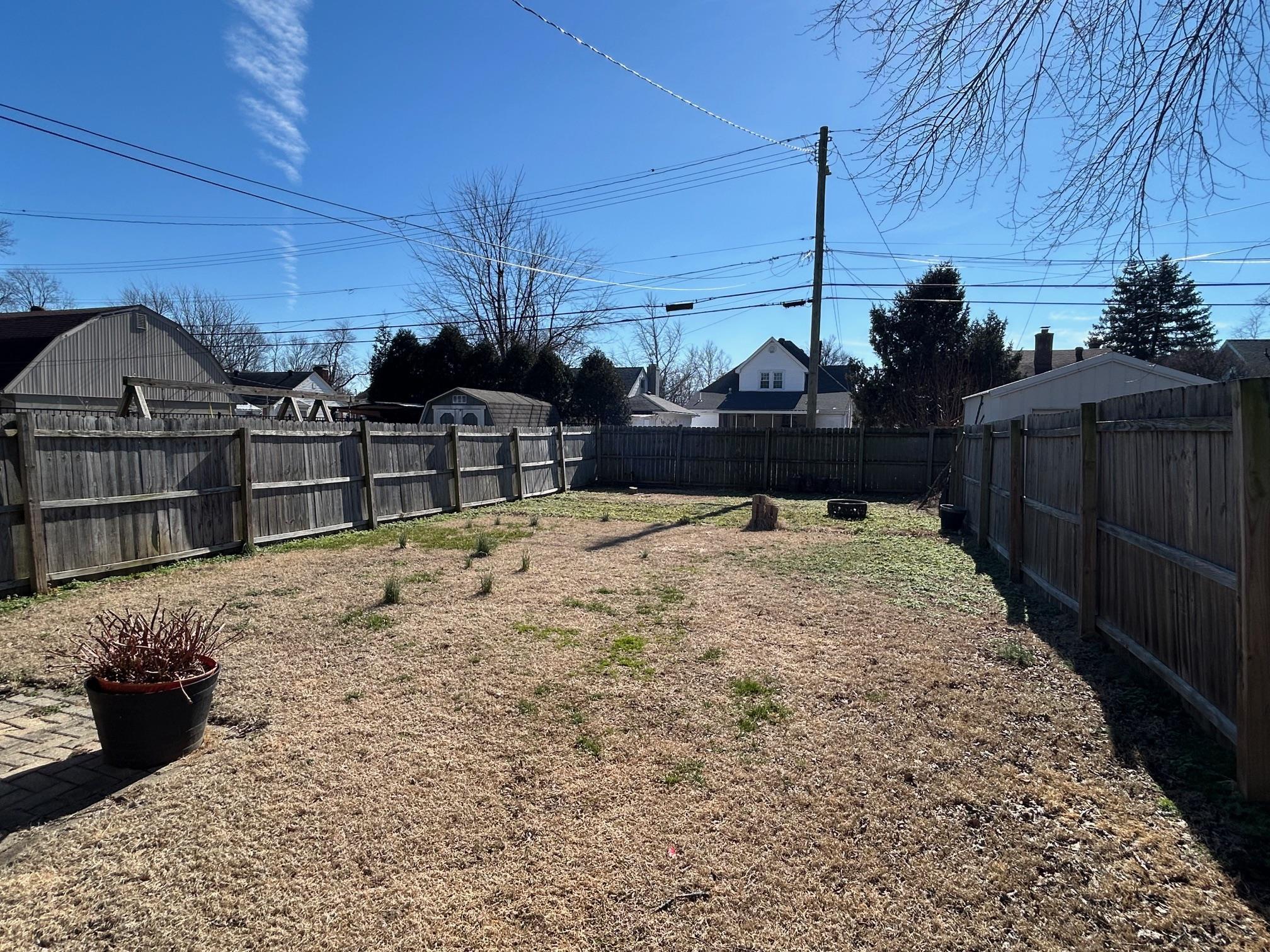 110 20th Street, Owensboro, Kentucky 42303, 3 Bedrooms Bedrooms, ,2 BathroomsBathrooms,Single Family Residence,For Sale,20th Street,91550