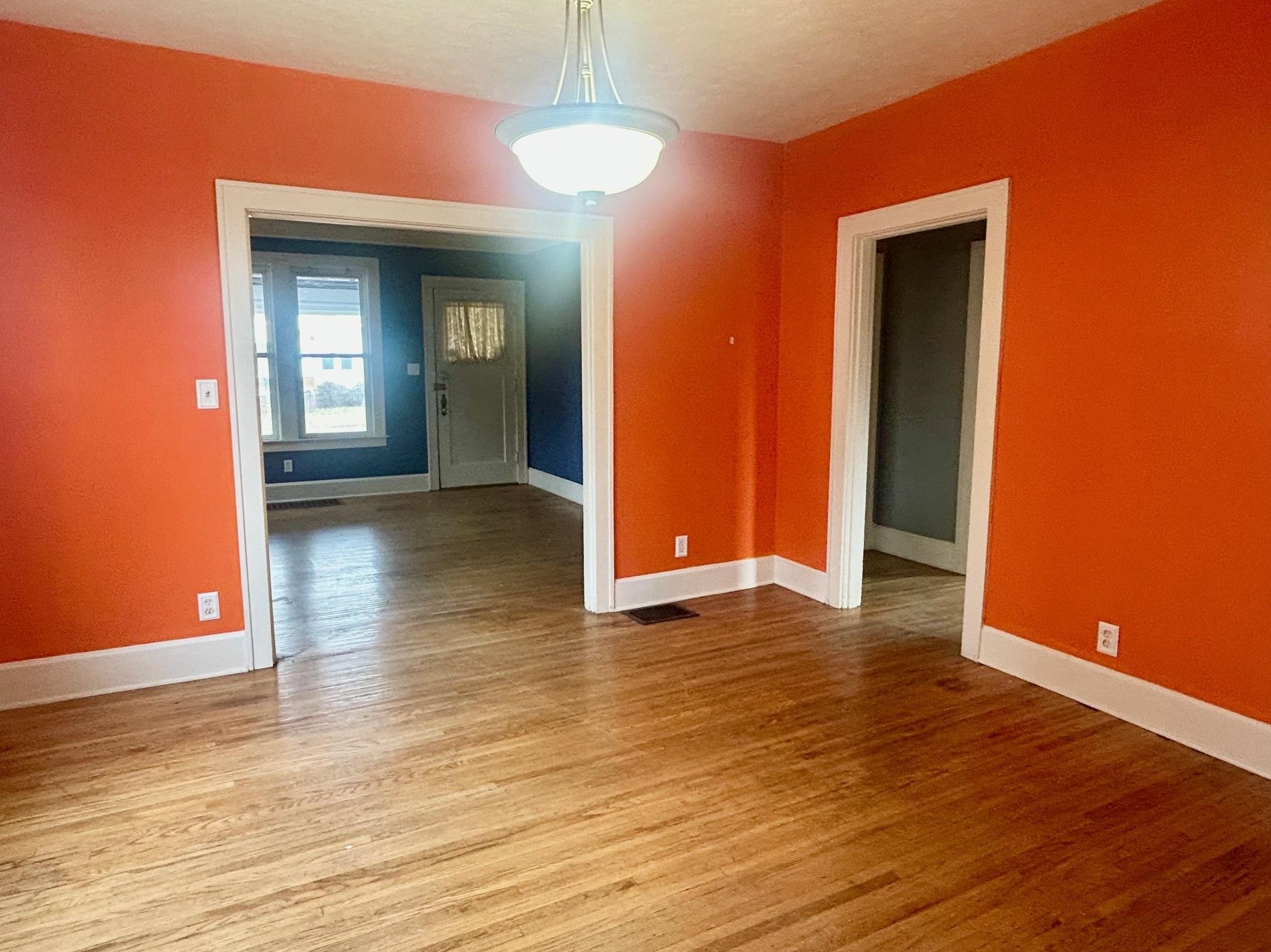 110 20th Street, Owensboro, Kentucky 42303, 3 Bedrooms Bedrooms, ,2 BathroomsBathrooms,Single Family Residence,For Sale,20th Street,91550