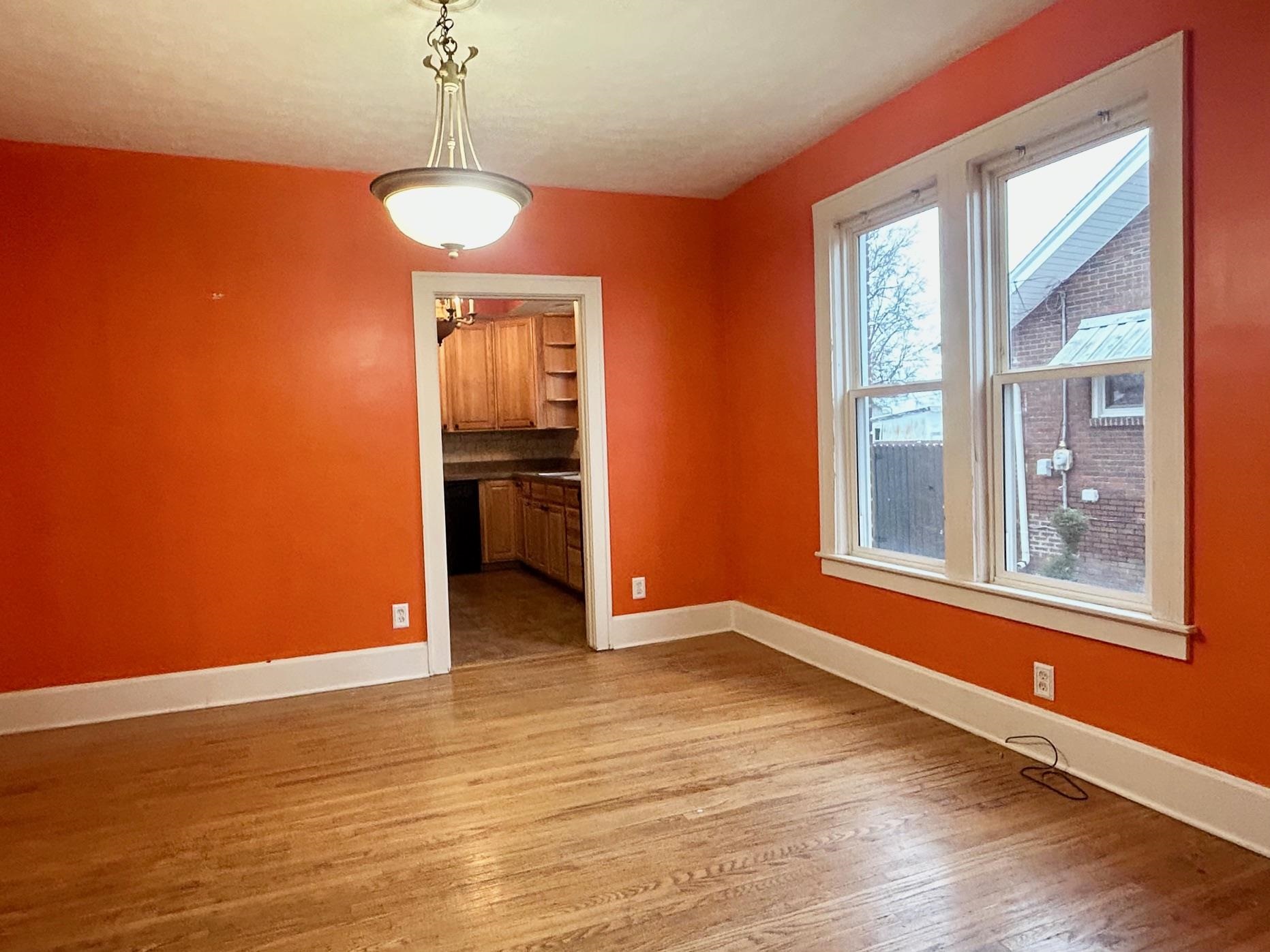 110 20th Street, Owensboro, Kentucky 42303, 3 Bedrooms Bedrooms, ,2 BathroomsBathrooms,Single Family Residence,For Sale,20th Street,91550