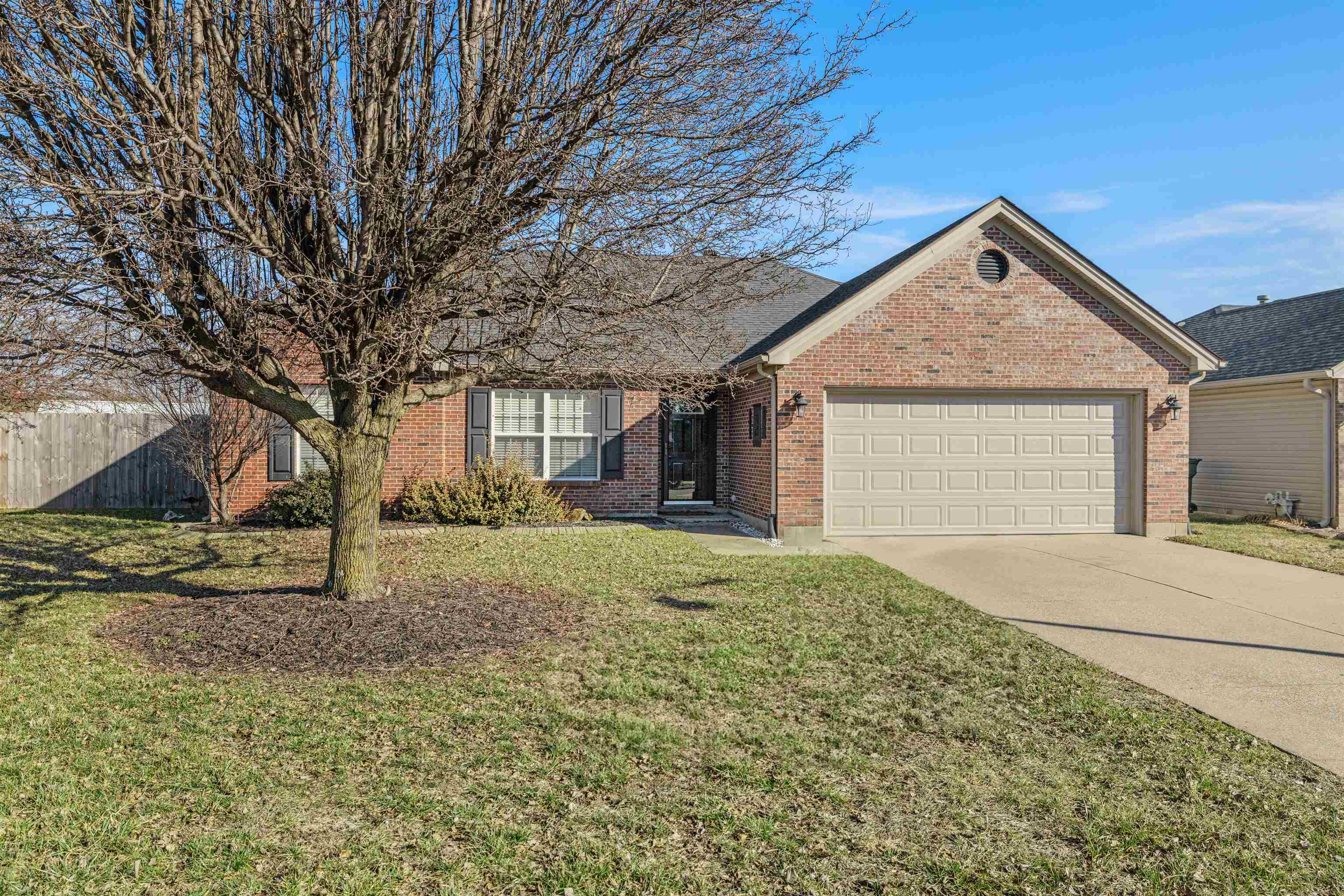 2351 Homestead Pointe, Owensboro, Kentucky 42301, 3 Bedrooms Bedrooms, ,2 BathroomsBathrooms,Single Family Residence,For Sale,Homestead Pointe,91551