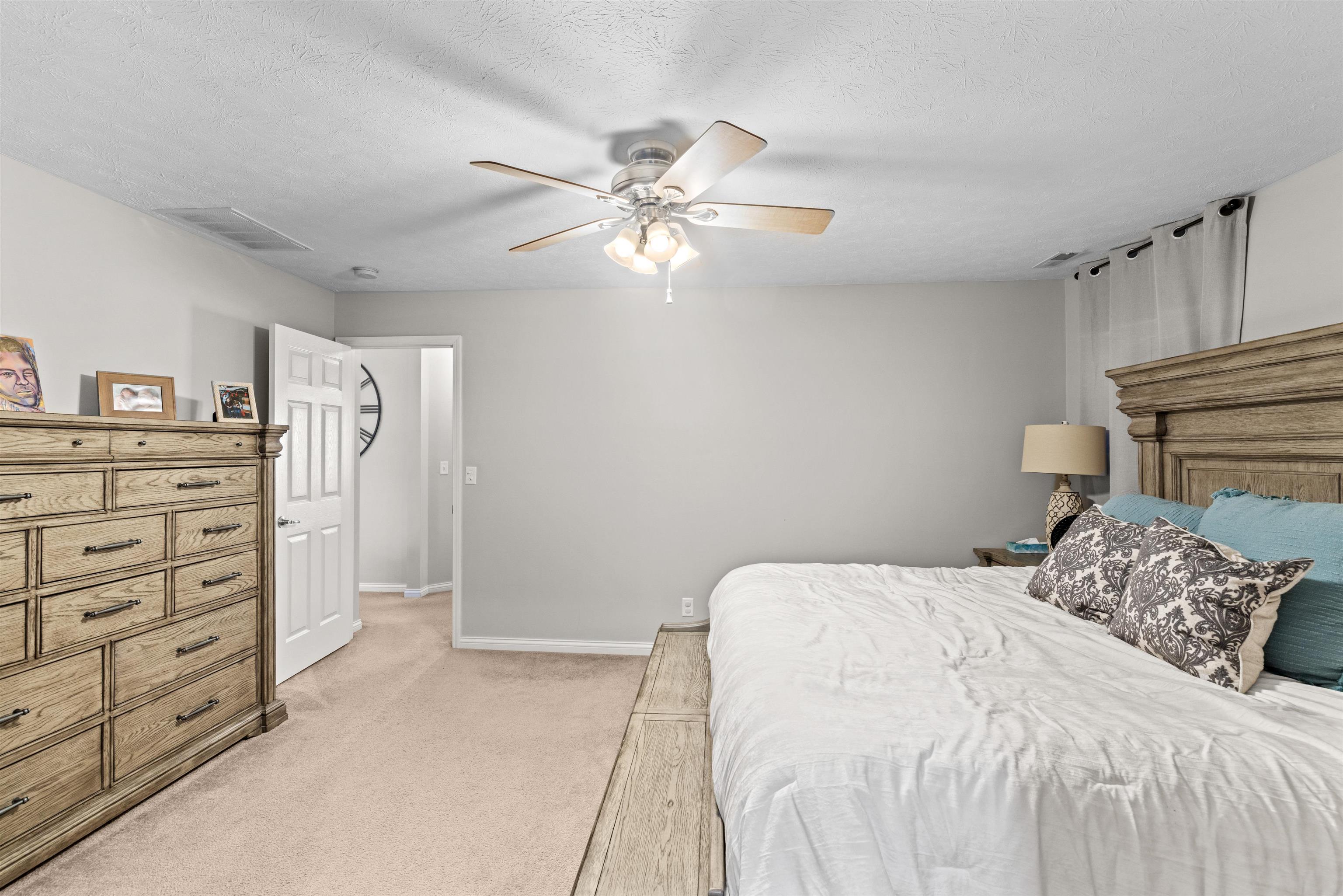 2351 Homestead Pointe, Owensboro, Kentucky 42301, 3 Bedrooms Bedrooms, ,2 BathroomsBathrooms,Single Family Residence,For Sale,Homestead Pointe,91551
