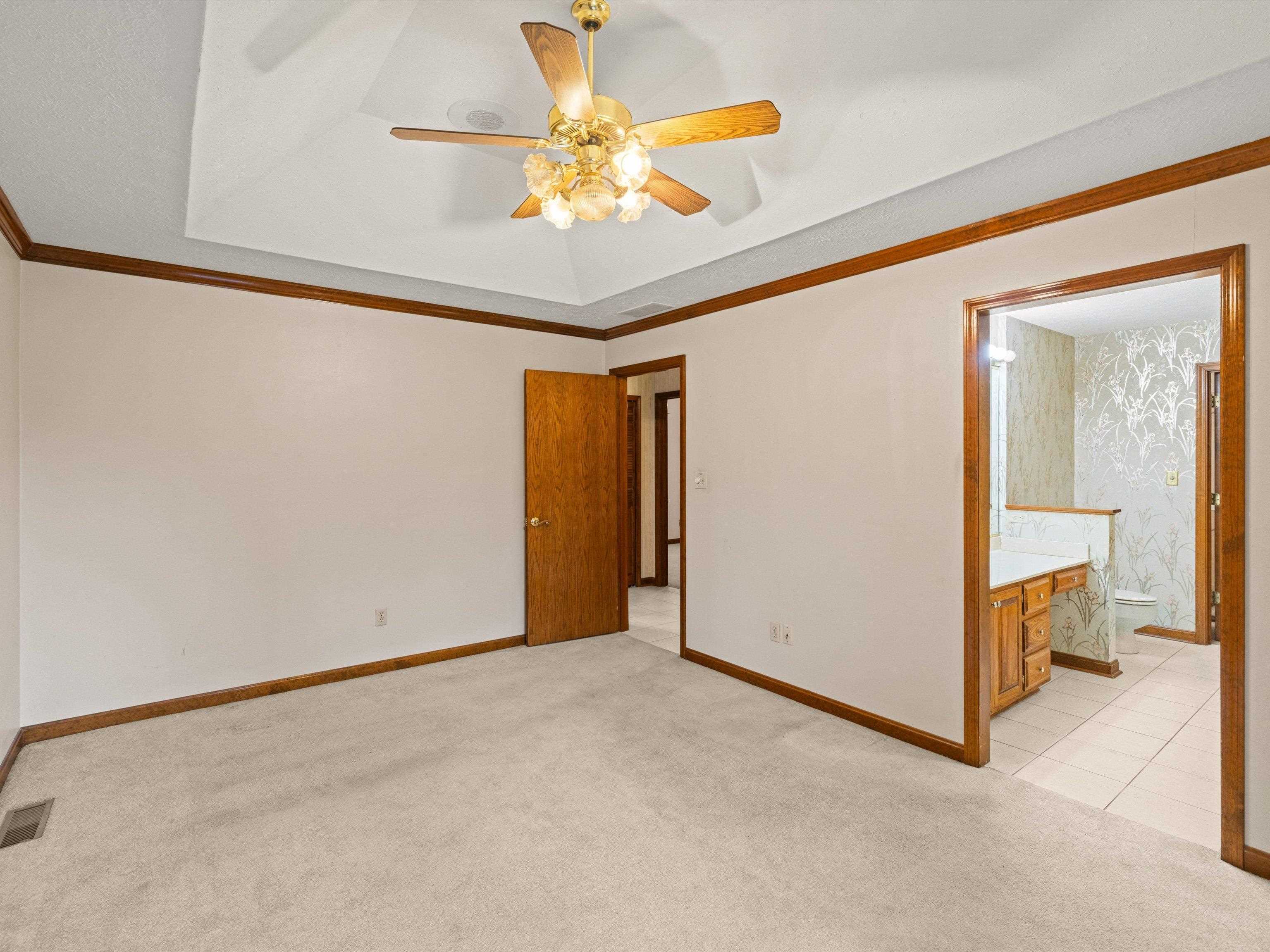3710 War Admiral Dr., Owensboro, Kentucky 42303, 3 Bedrooms Bedrooms, ,2 BathroomsBathrooms,Single Family Residence,For Sale,War Admiral Dr.,91553