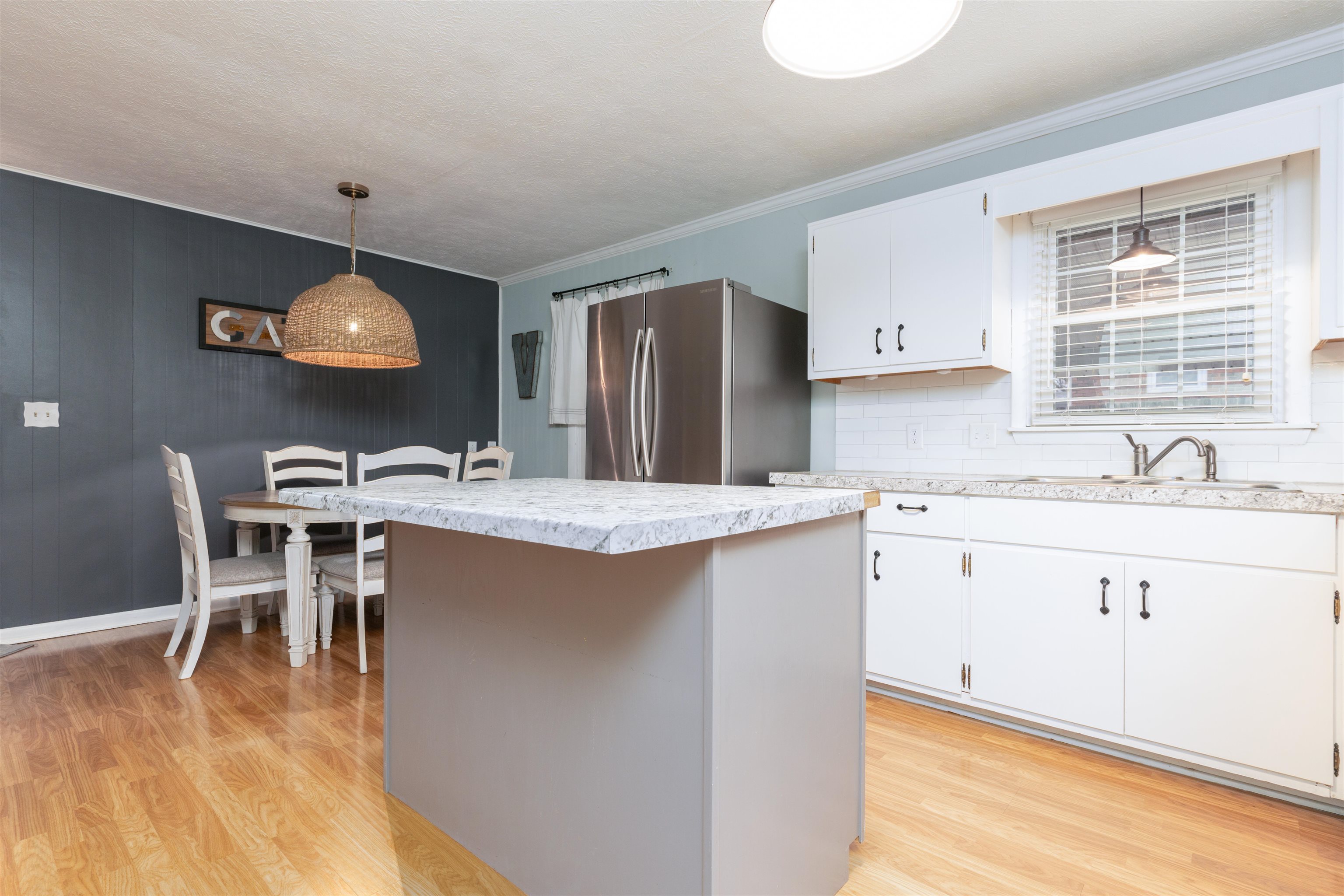 104 Frederica St, Hartford, Kentucky 42347, 3 Bedrooms Bedrooms, ,1 BathroomBathrooms,Single Family Residence,For Sale,Frederica St,91555