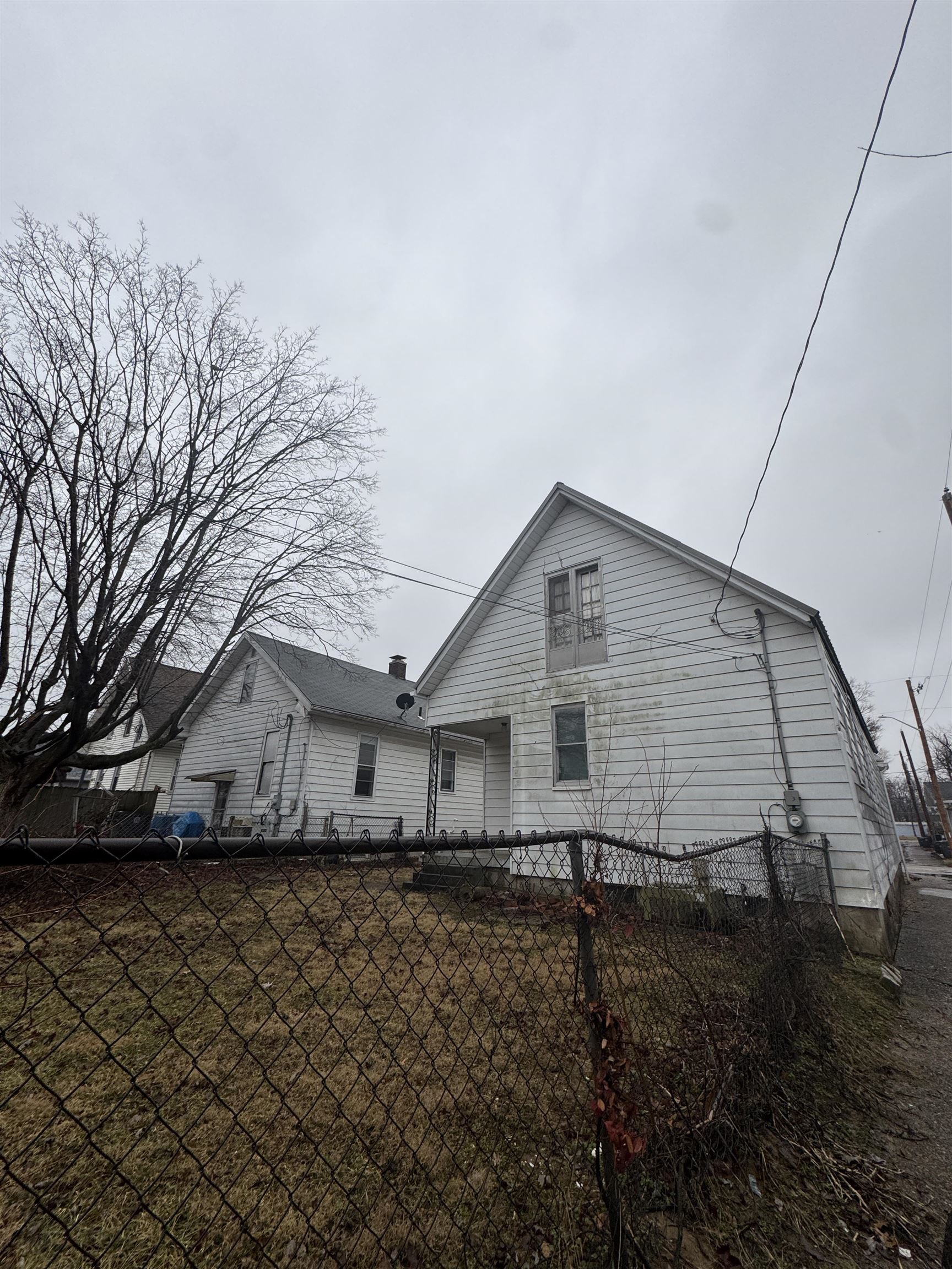 27 Missouri Street, Evansville, Indiana 47710, 3 Bedrooms Bedrooms, ,2 BathroomsBathrooms,Single Family Residence,For Sale,Missouri Street,91559