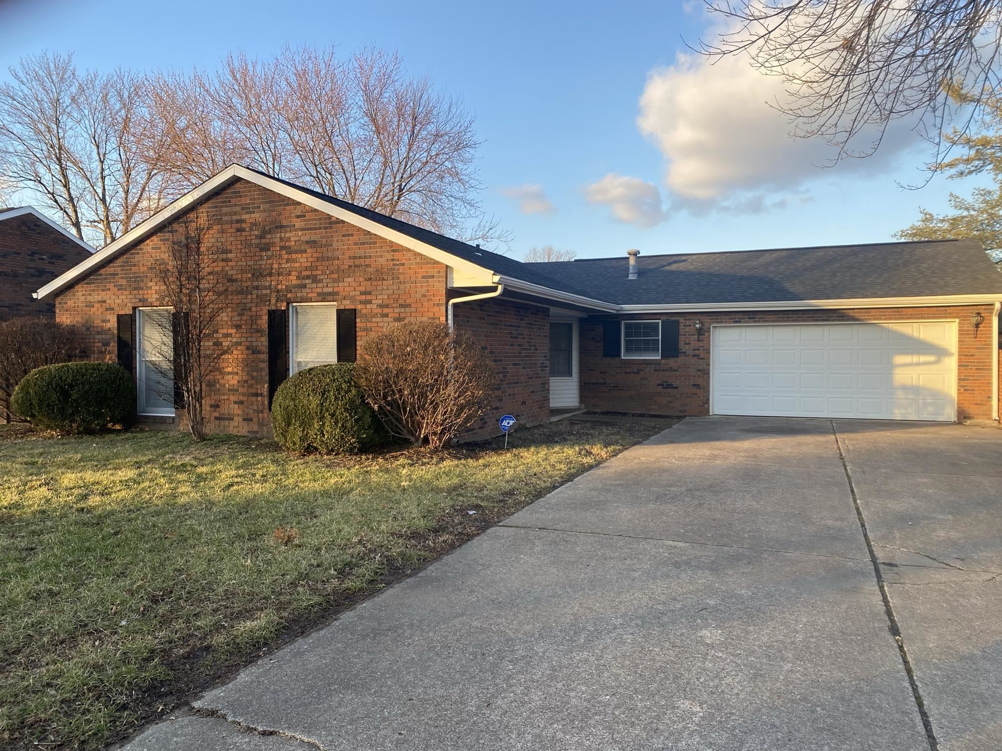 925 BYERS AVE, Owensboro, Kentucky 42303, 3 Bedrooms Bedrooms, ,2 BathroomsBathrooms,Single Family Residence,For Sale,BYERS AVE,91564