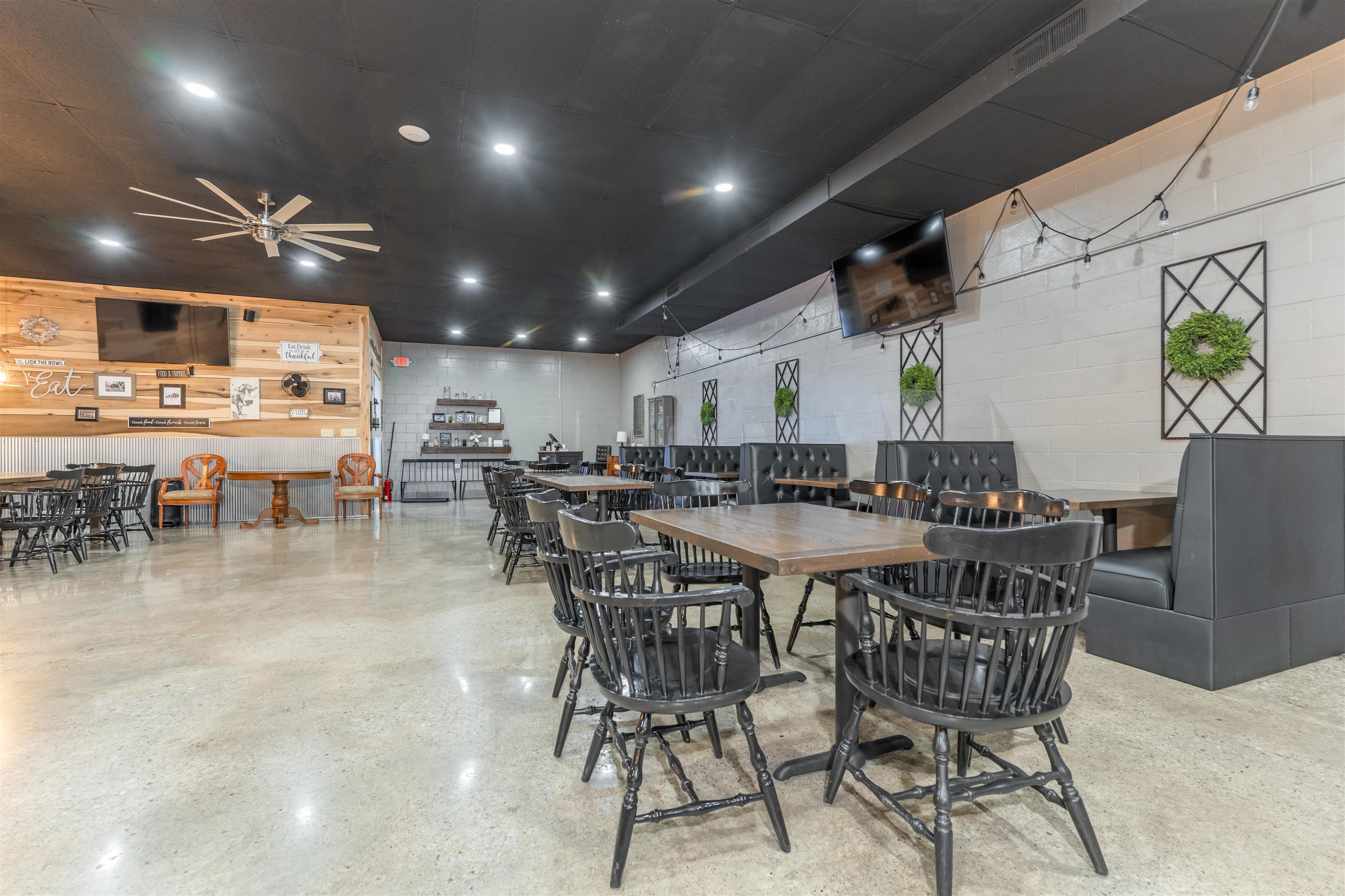 598 US Hwy 41, Sebree, Kentucky 42455, ,Business,For Sale,US Hwy 41,91566