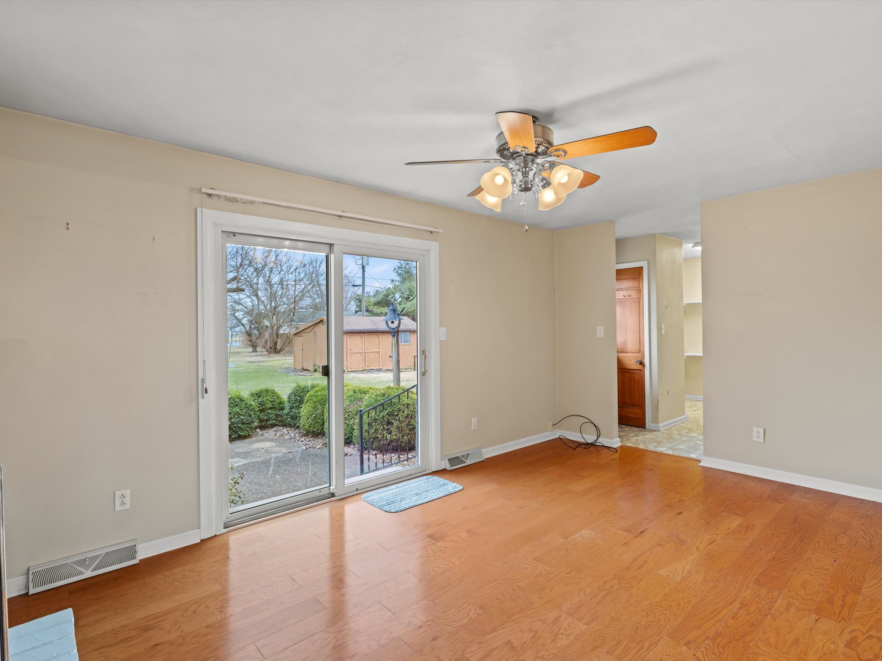 1465 Riverview Drive, Lewisport, Kentucky 42351, 3 Bedrooms Bedrooms, ,2 BathroomsBathrooms,Single Family Residence,For Sale,Riverview Drive,91569