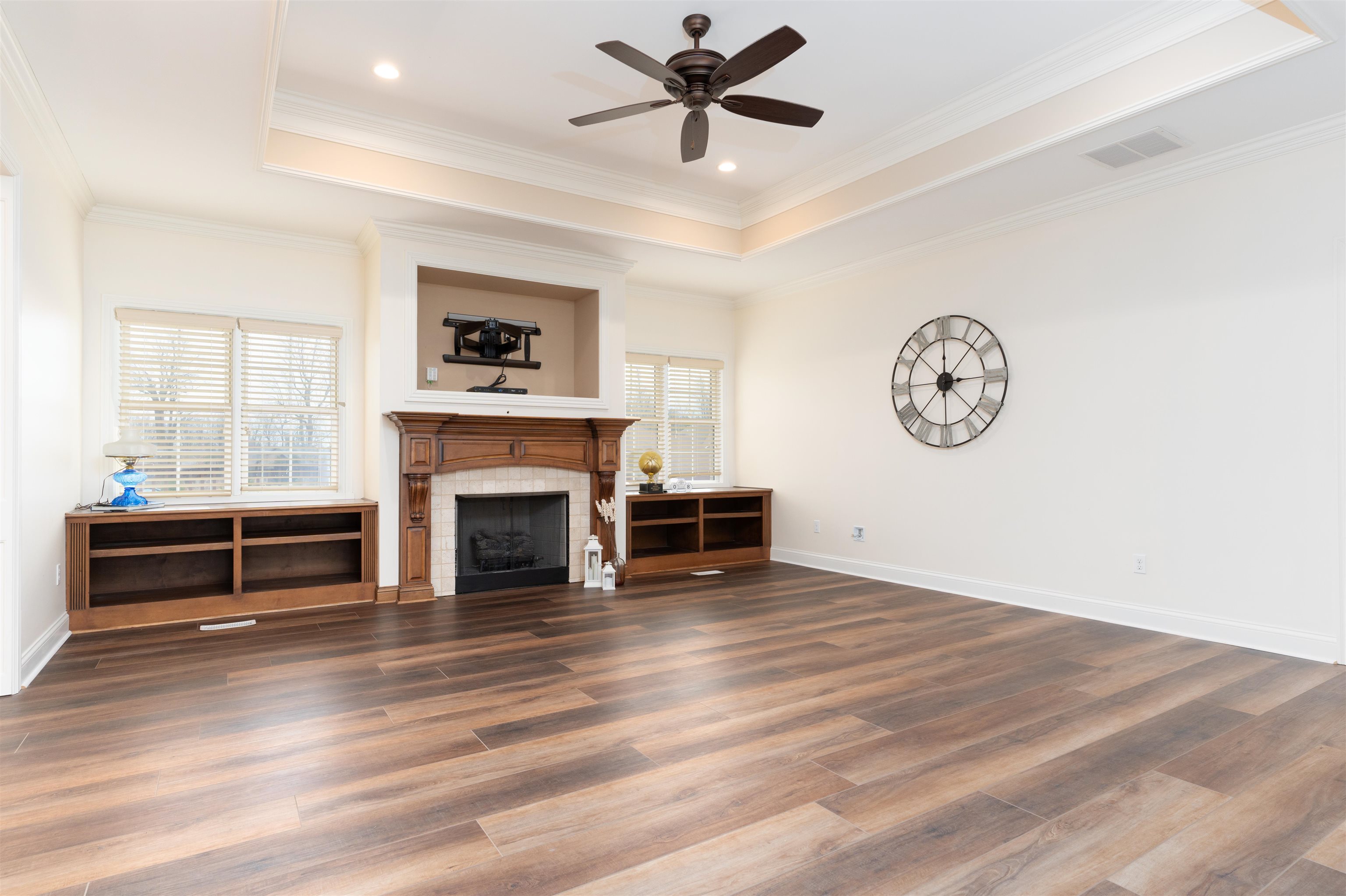 3124 Forest Edge Cove, Owensboro, Kentucky 42303, 5 Bedrooms Bedrooms, ,3 BathroomsBathrooms,Single Family Residence,For Sale,Forest Edge Cove,91579