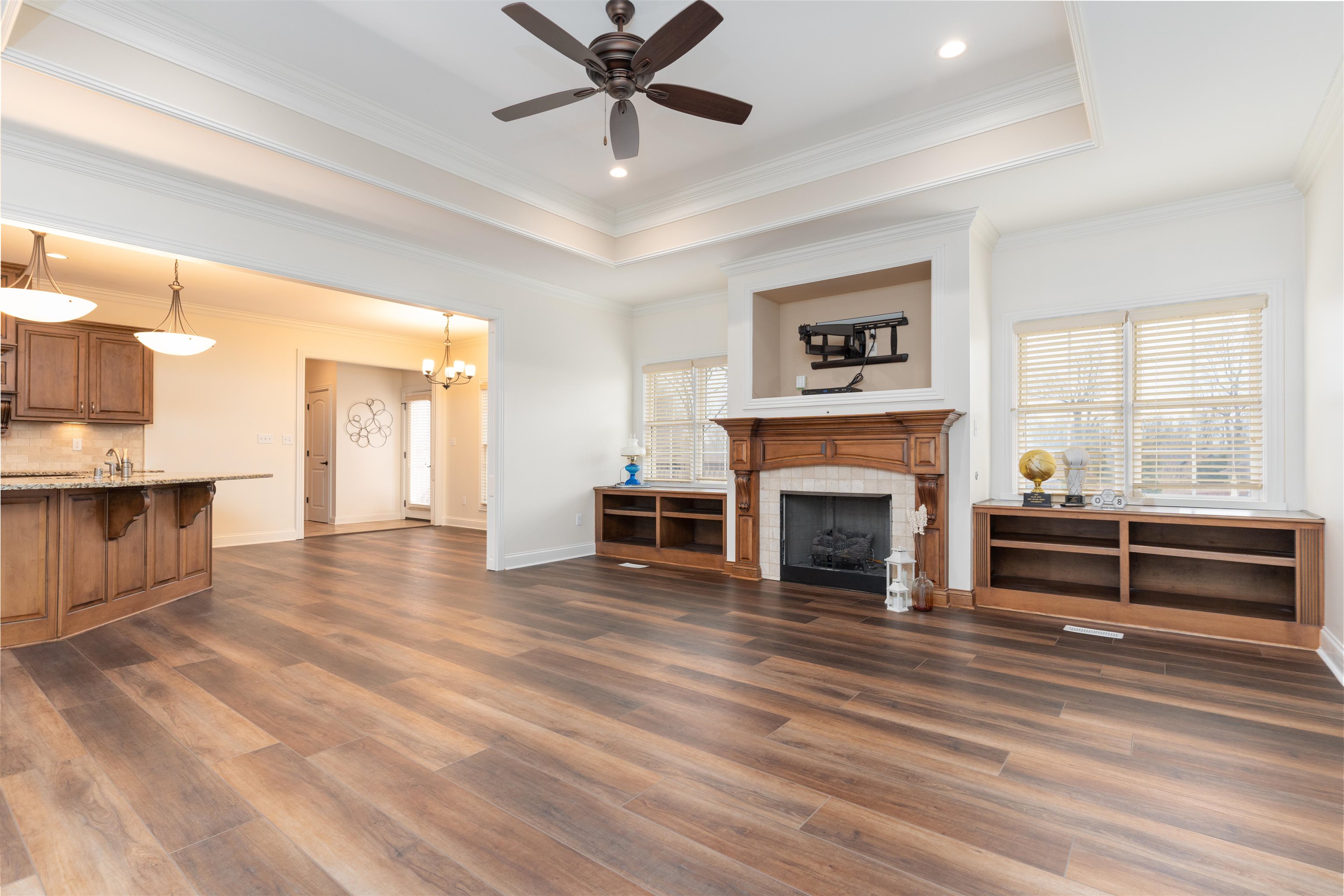 3124 Forest Edge Cove, Owensboro, Kentucky 42303, 5 Bedrooms Bedrooms, ,3 BathroomsBathrooms,Single Family Residence,For Sale,Forest Edge Cove,91579