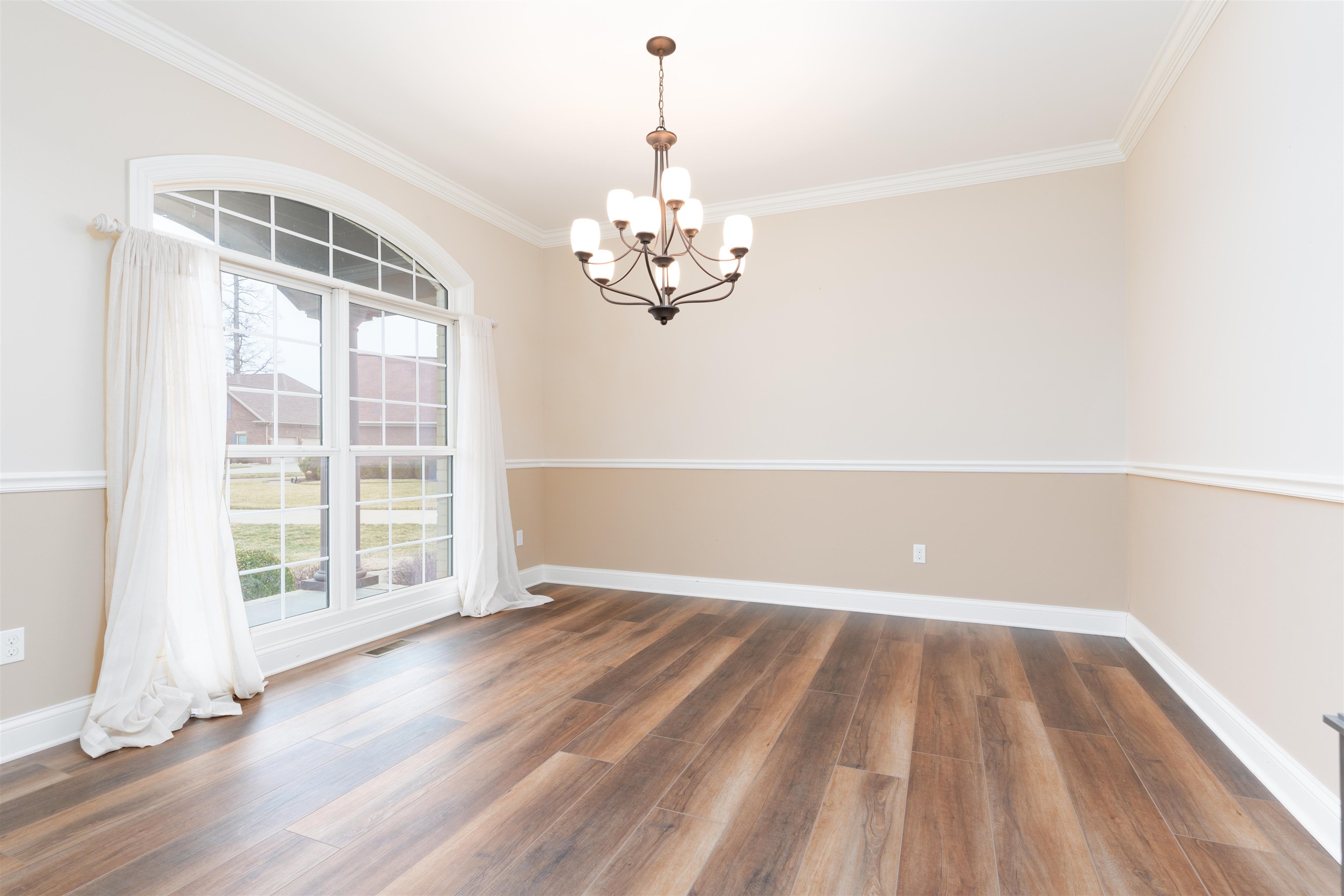 3124 Forest Edge Cove, Owensboro, Kentucky 42303, 5 Bedrooms Bedrooms, ,3 BathroomsBathrooms,Single Family Residence,For Sale,Forest Edge Cove,91579