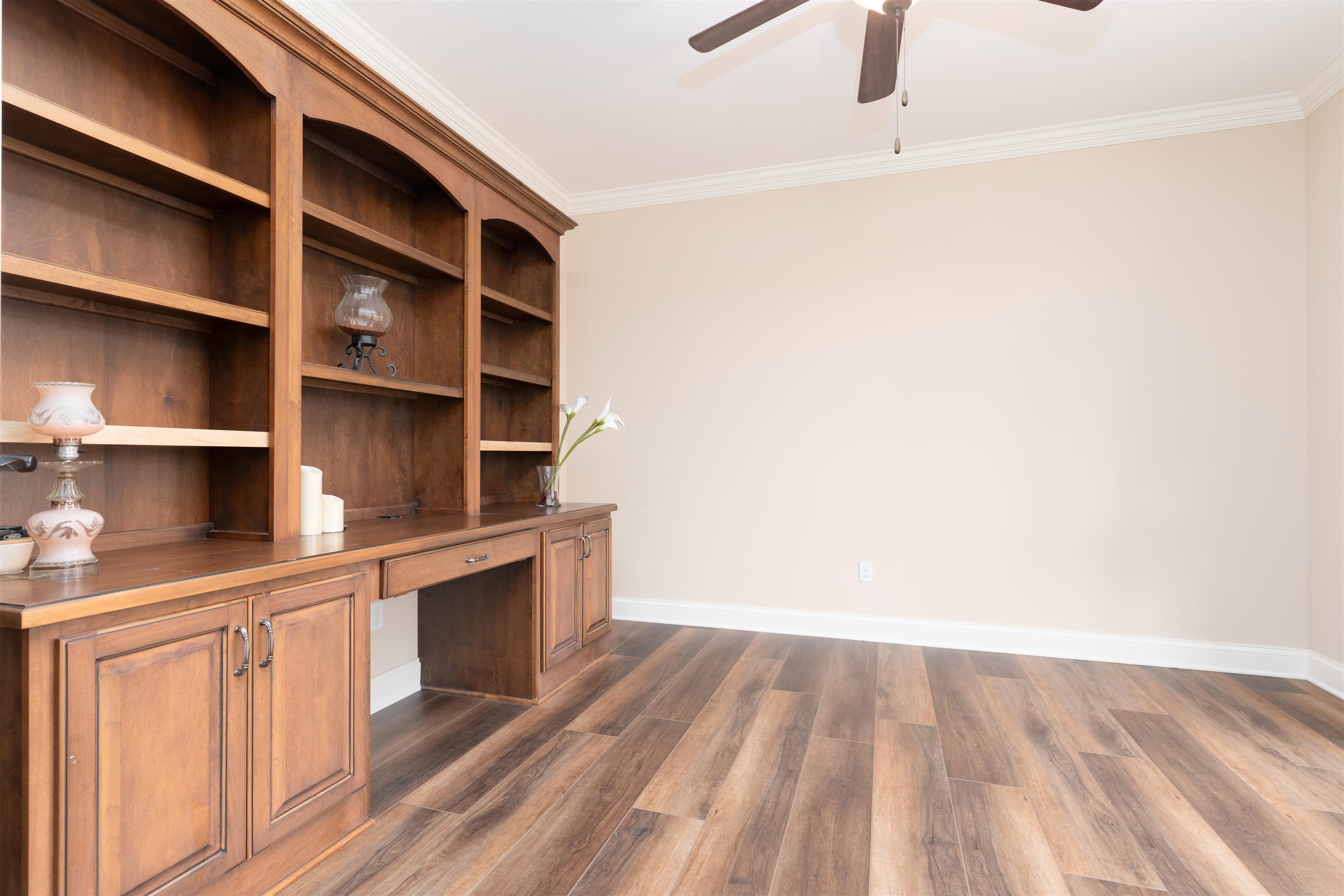 3124 Forest Edge Cove, Owensboro, Kentucky 42303, 5 Bedrooms Bedrooms, ,3 BathroomsBathrooms,Single Family Residence,For Sale,Forest Edge Cove,91579