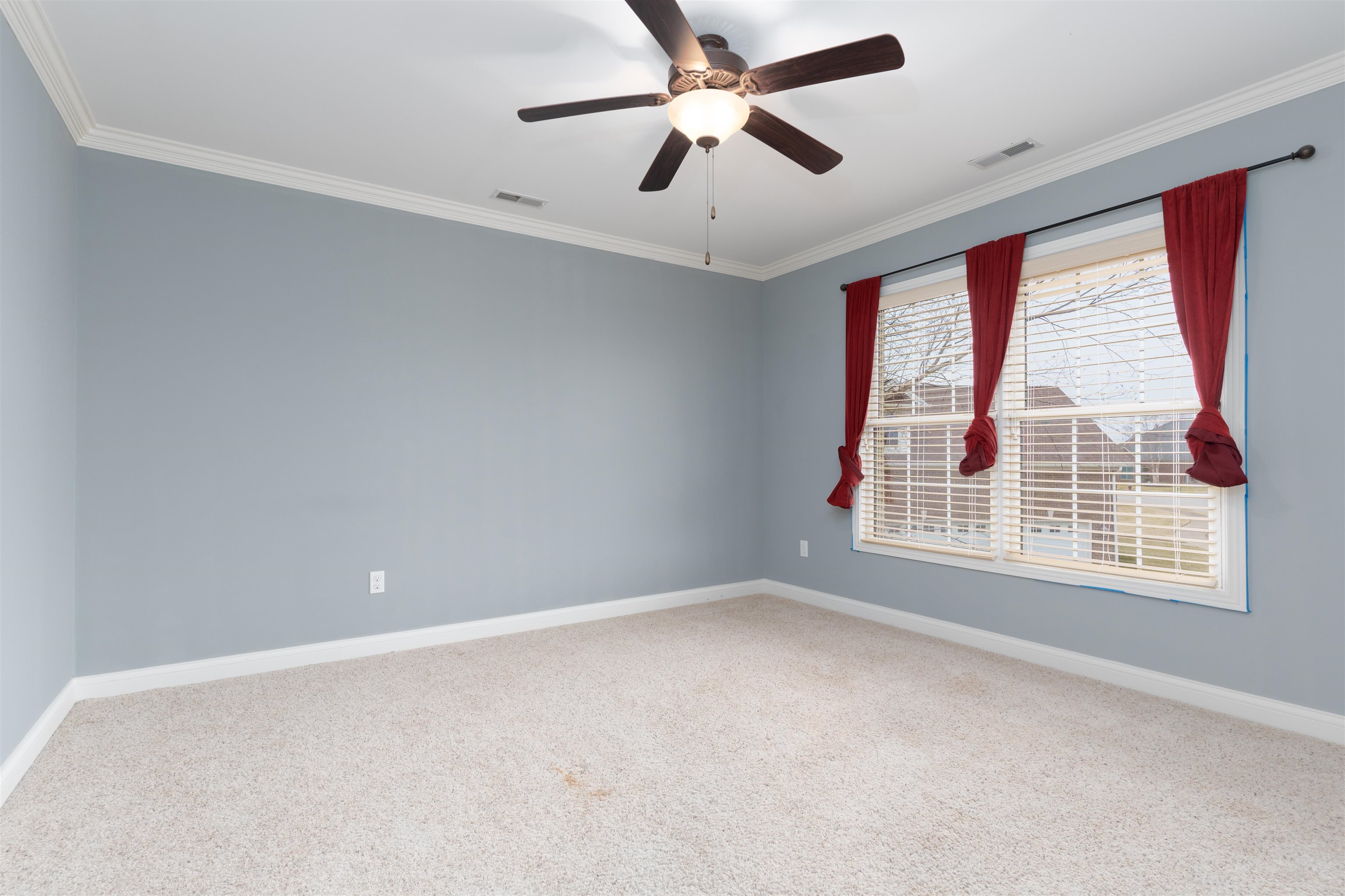 3124 Forest Edge Cove, Owensboro, Kentucky 42303, 5 Bedrooms Bedrooms, ,3 BathroomsBathrooms,Single Family Residence,For Sale,Forest Edge Cove,91579