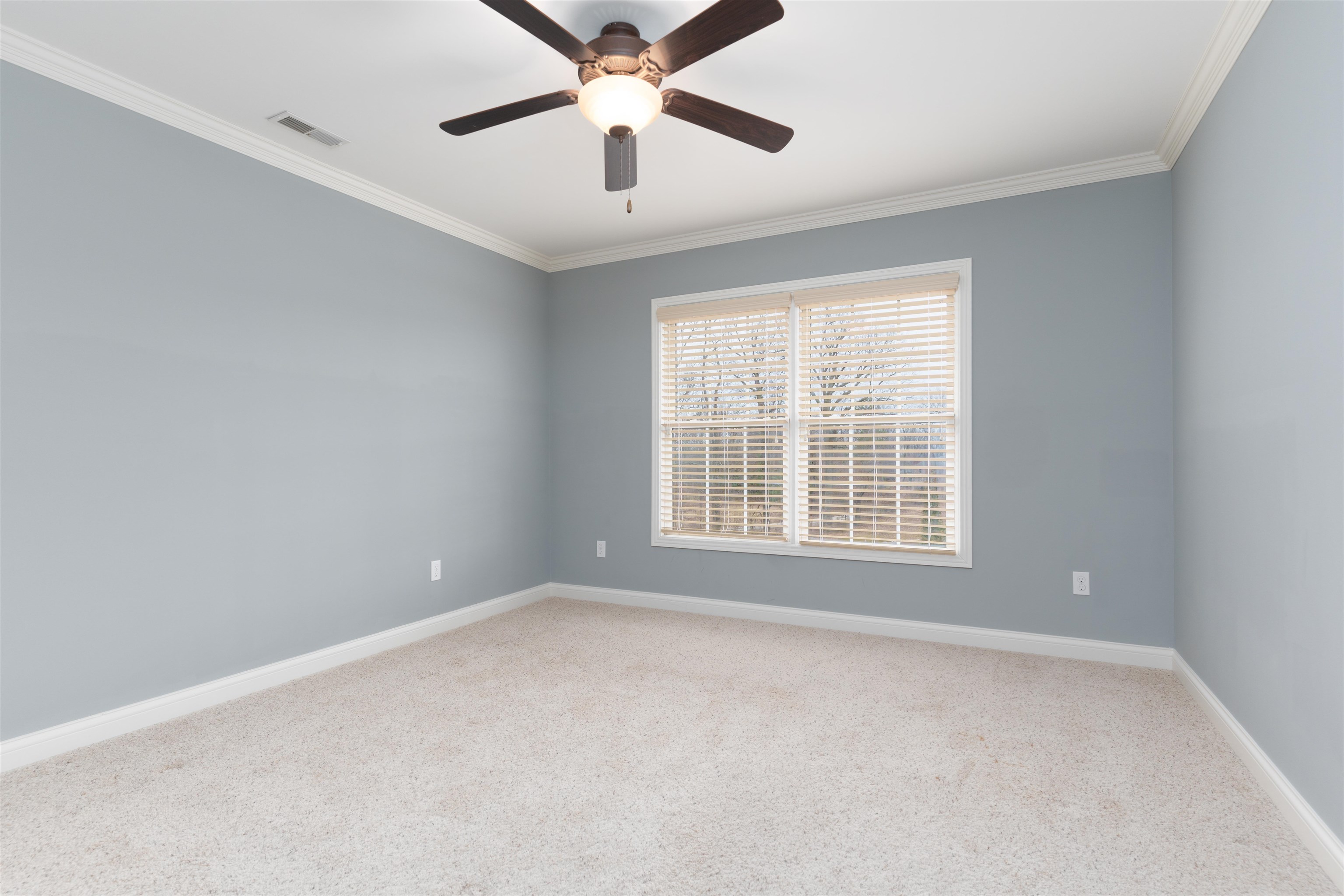 3124 Forest Edge Cove, Owensboro, Kentucky 42303, 5 Bedrooms Bedrooms, ,3 BathroomsBathrooms,Single Family Residence,For Sale,Forest Edge Cove,91579