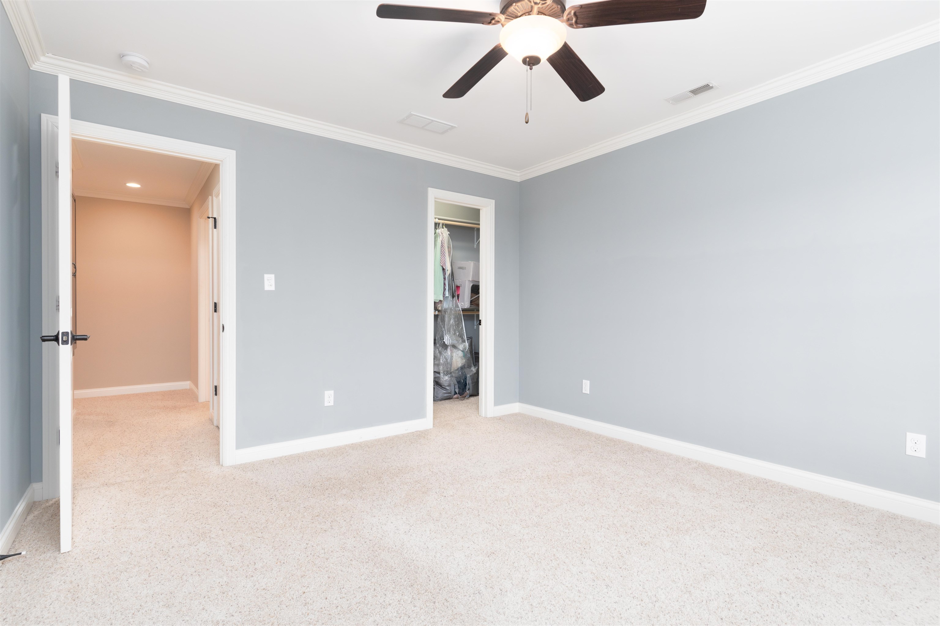 3124 Forest Edge Cove, Owensboro, Kentucky 42303, 5 Bedrooms Bedrooms, ,3 BathroomsBathrooms,Single Family Residence,For Sale,Forest Edge Cove,91579