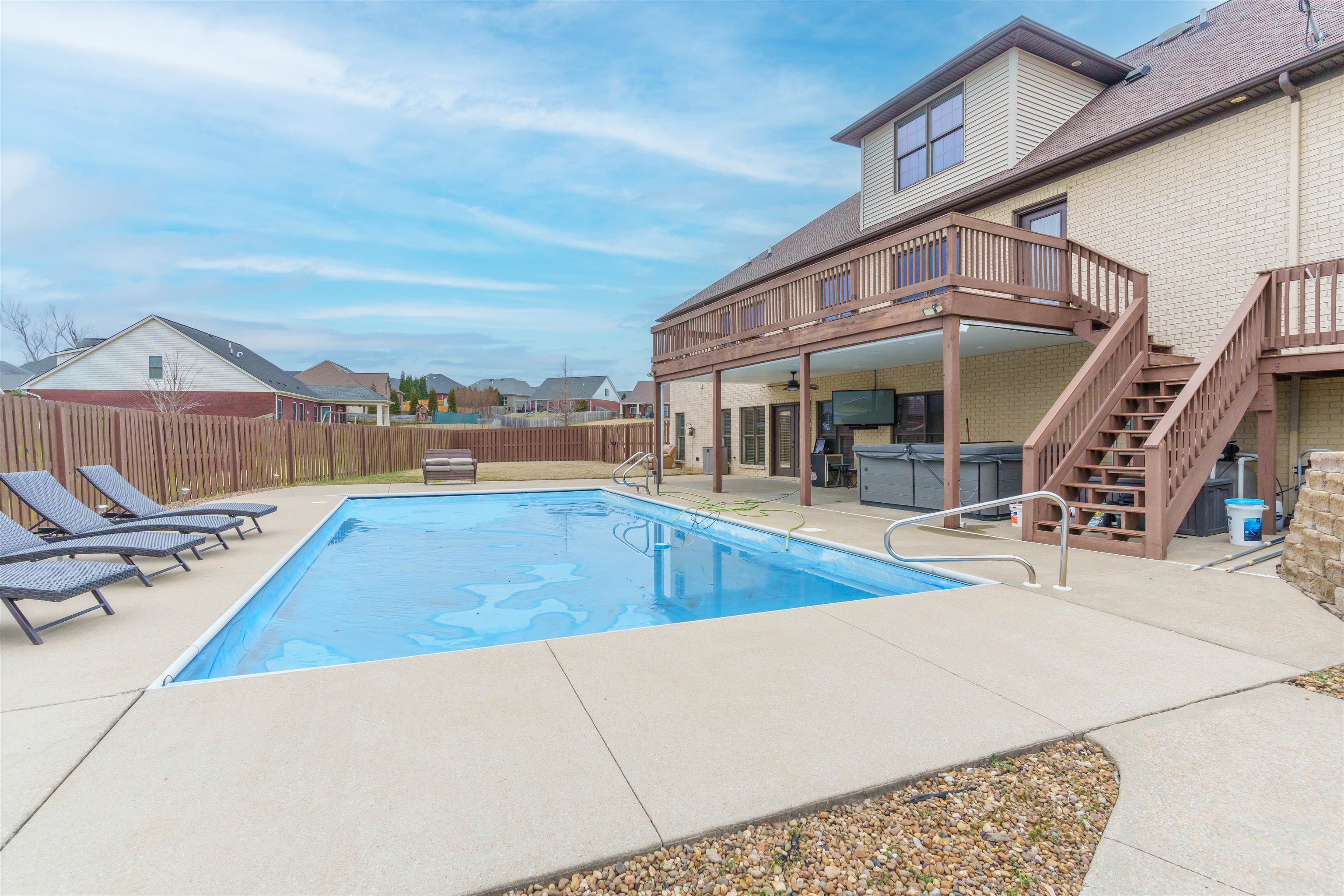 3124 Forest Edge Cove, Owensboro, Kentucky 42303, 5 Bedrooms Bedrooms, ,3 BathroomsBathrooms,Single Family Residence,For Sale,Forest Edge Cove,91579