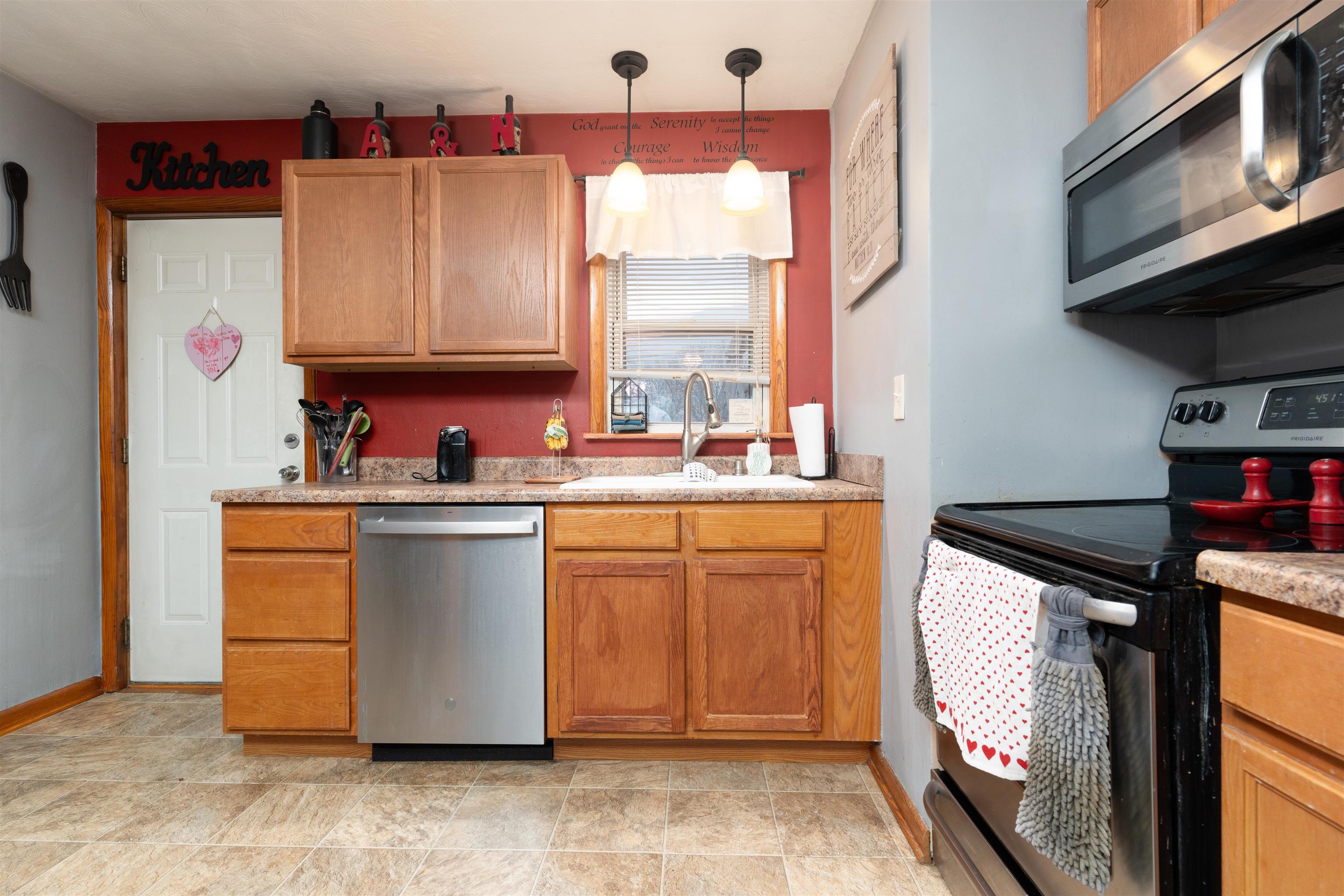 2700 Winding Way, Owensboro, Kentucky 42303, 3 Bedrooms Bedrooms, ,1 BathroomBathrooms,Single Family Residence,For Sale,Winding Way,91585