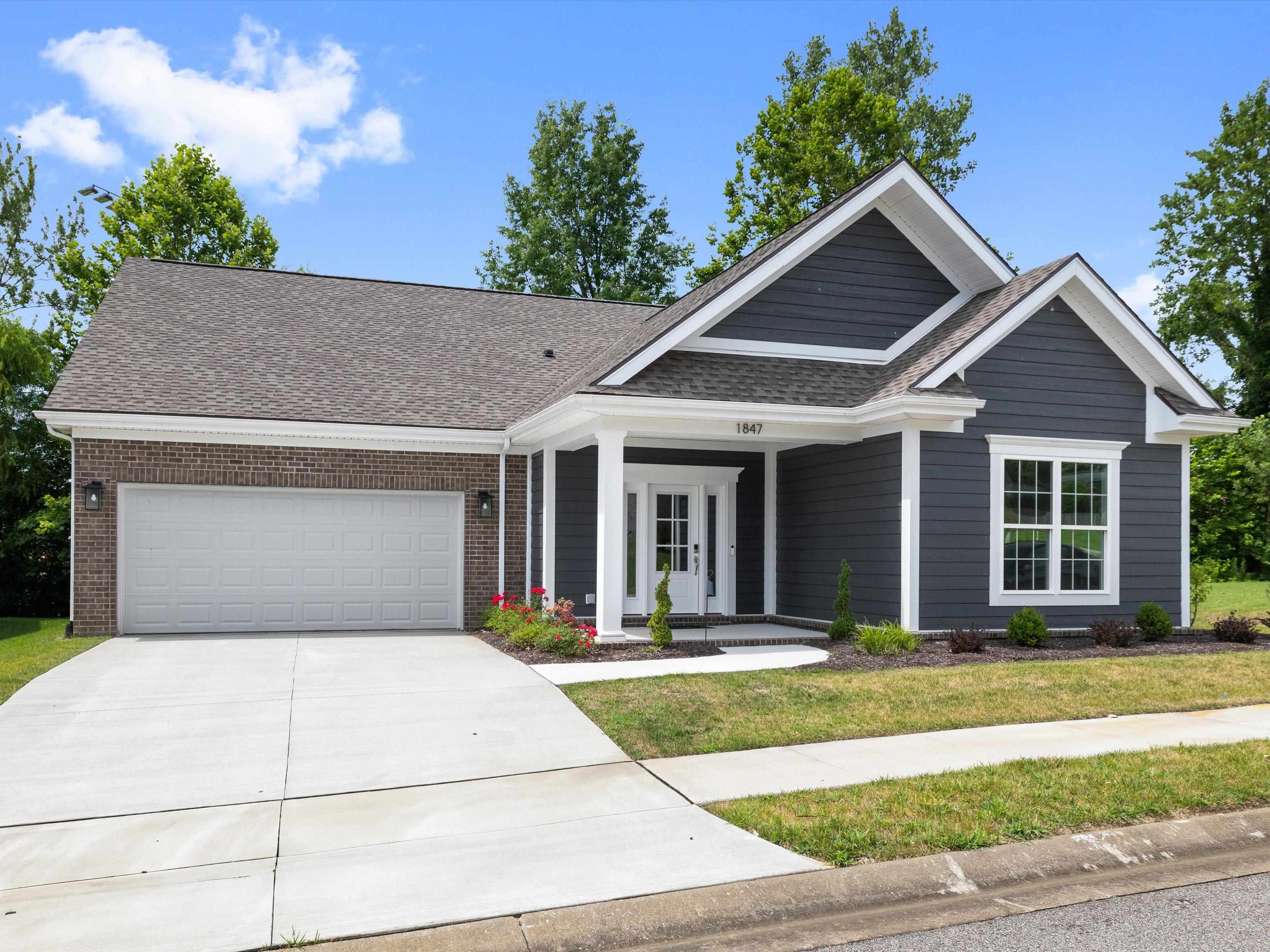 1847 Celebration Circle, Owensboro, Kentucky 42303, 3 Bedrooms Bedrooms, ,2 BathroomsBathrooms,Single Family Residence,For Sale,Celebration Circle,91588