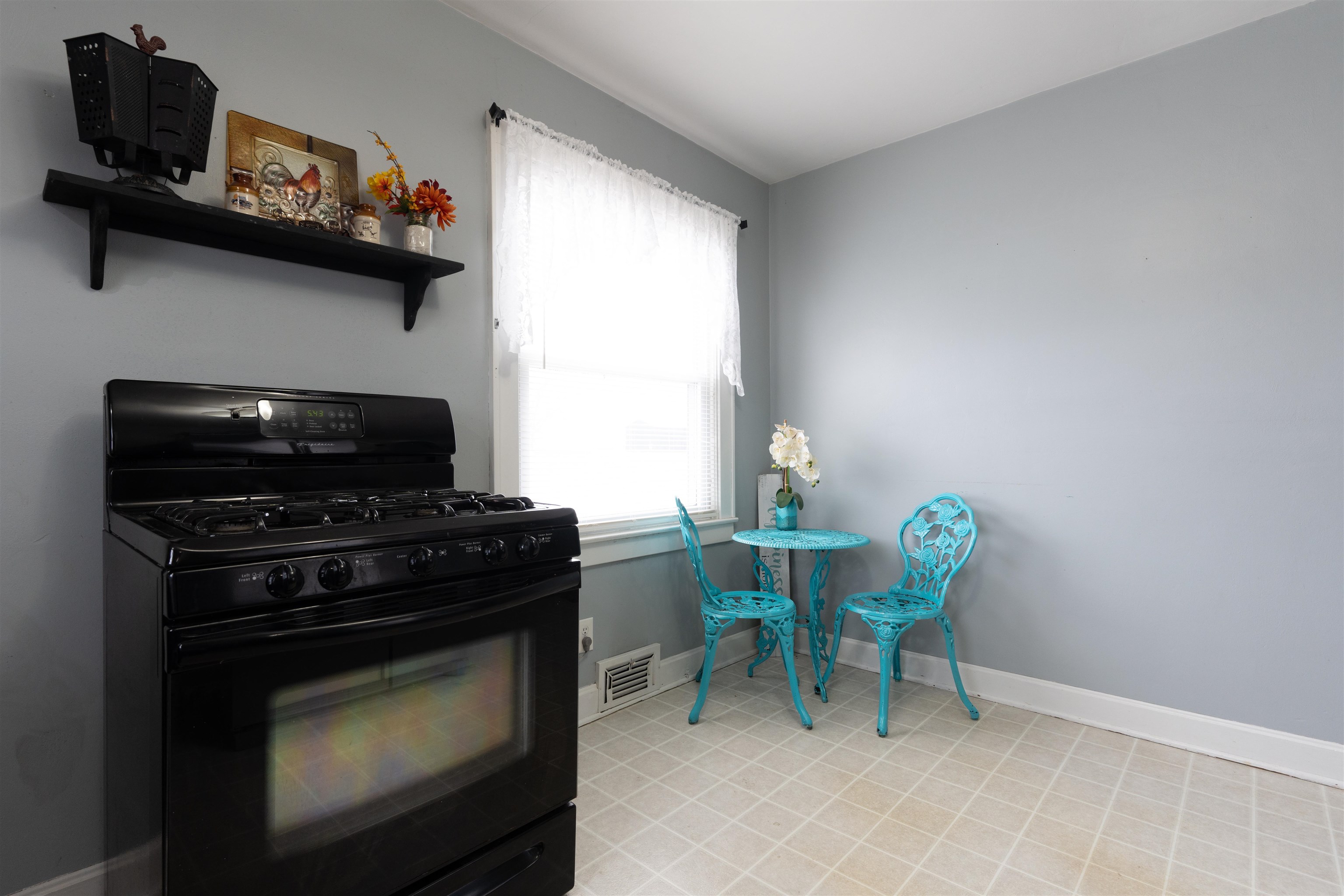 7133 Hwy 56, Owensboro, Kentucky 42301-0000, 4 Bedrooms Bedrooms, ,1 BathroomBathrooms,Single Family Residence,For Sale,Hwy 56,91597