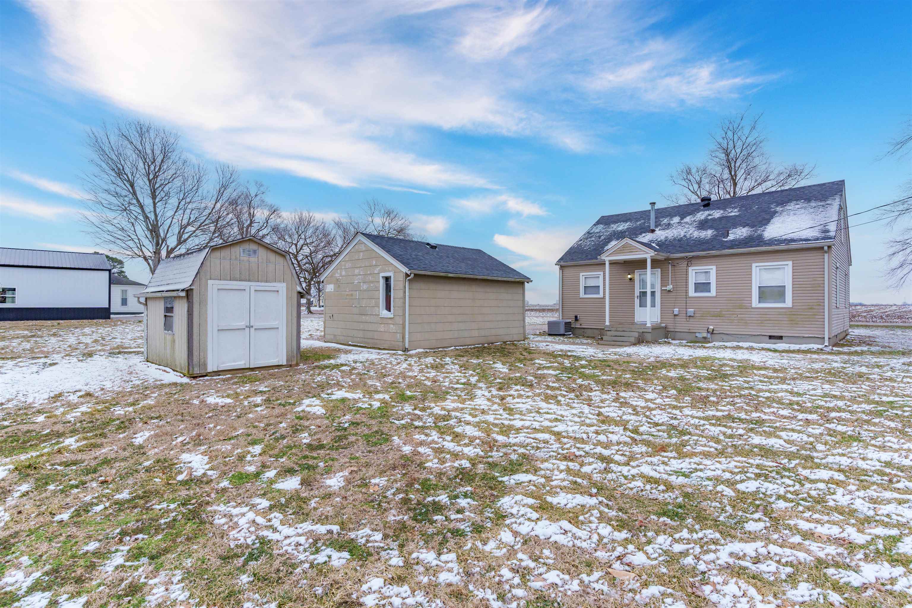 7133 Hwy 56, Owensboro, Kentucky 42301-0000, 4 Bedrooms Bedrooms, ,1 BathroomBathrooms,Single Family Residence,For Sale,Hwy 56,91597