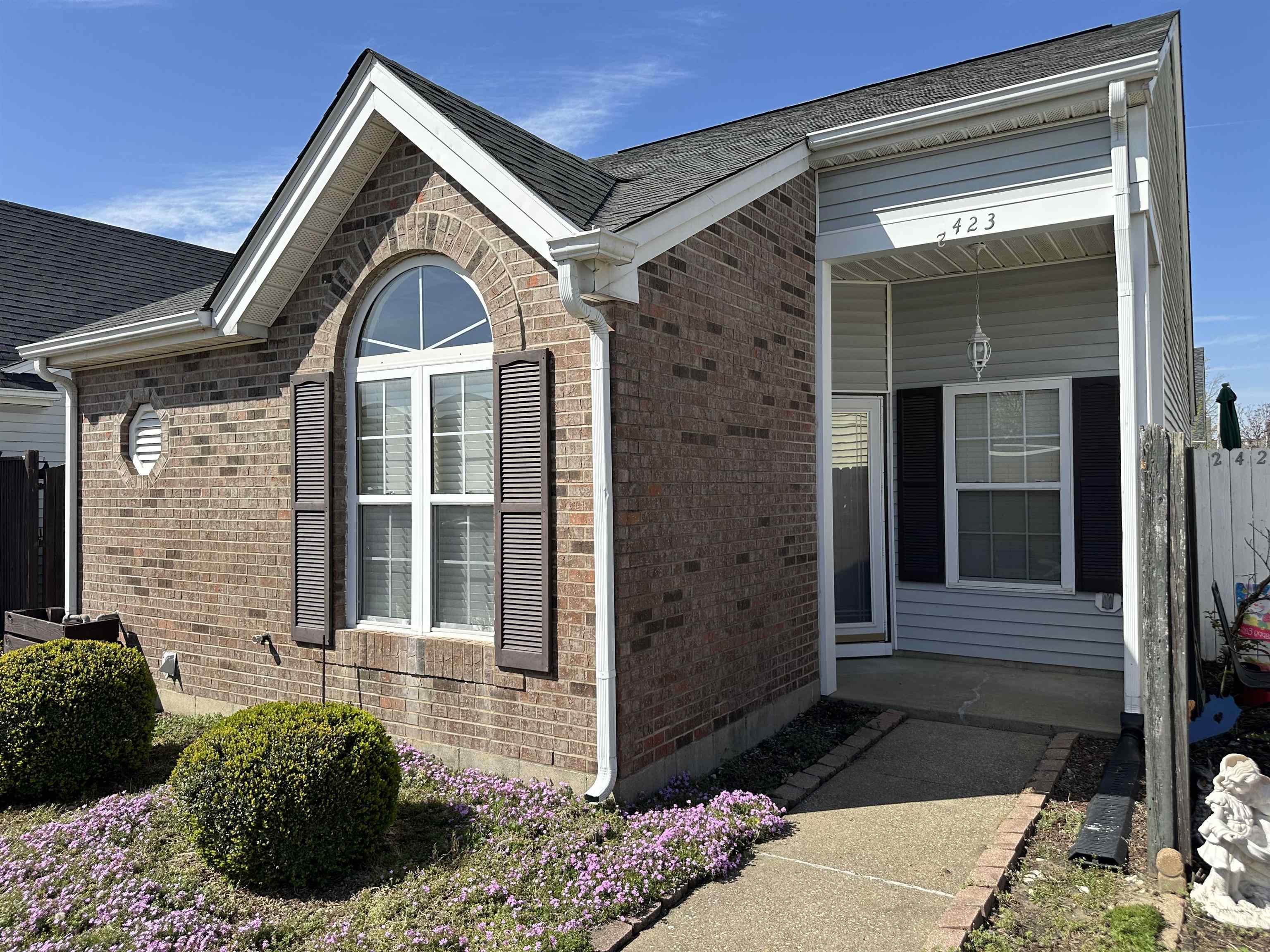 2423 Elder Drive, Owensboro, Kentucky 42301, 2 Bedrooms Bedrooms, ,1 BathroomBathrooms,Townhouse,For Sale,Elder Drive,91600