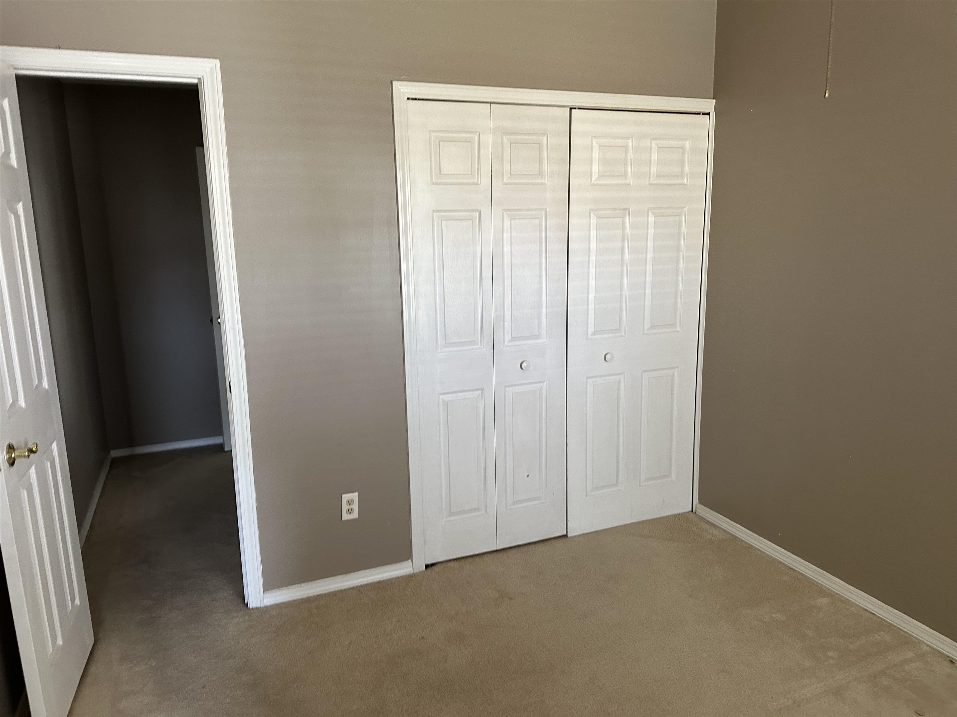 2423 Elder Drive, Owensboro, Kentucky 42301, 2 Bedrooms Bedrooms, ,1 BathroomBathrooms,Townhouse,For Sale,Elder Drive,91600