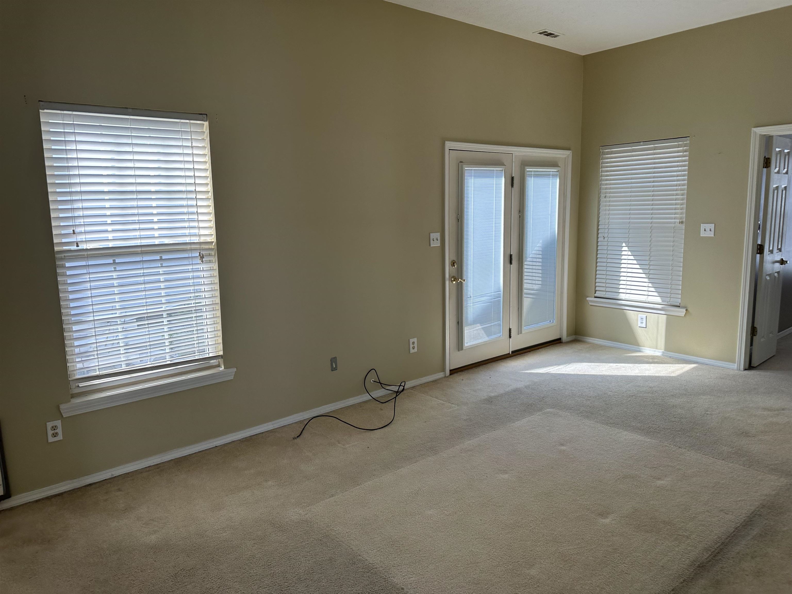 2423 Elder Drive, Owensboro, Kentucky 42301, 2 Bedrooms Bedrooms, ,1 BathroomBathrooms,Townhouse,For Sale,Elder Drive,91600