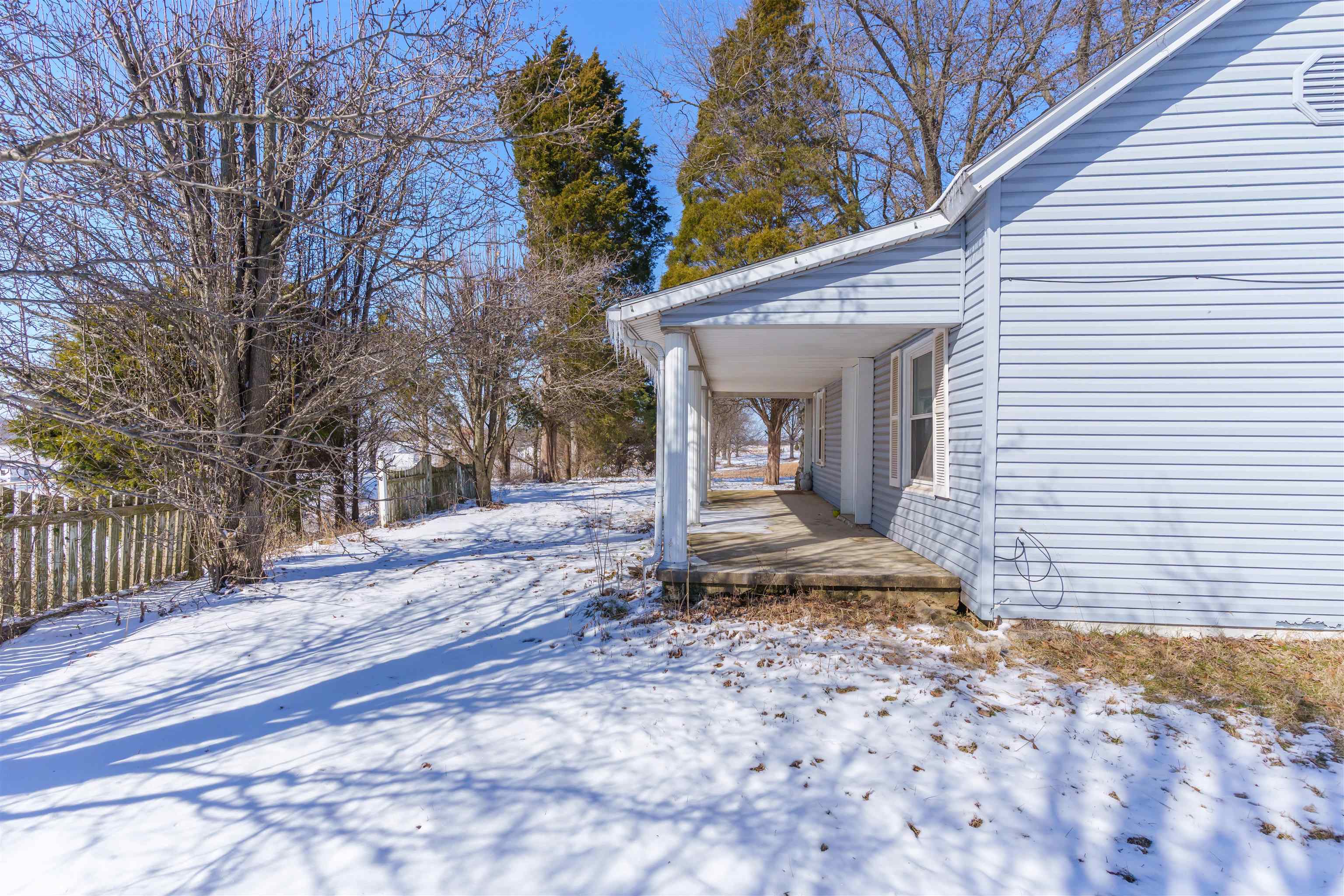 10505 HWY 431, Utica, Kentucky 42376, 3 Bedrooms Bedrooms, ,2 BathroomsBathrooms,Single Family Residence,For Sale,HWY 431,91608
