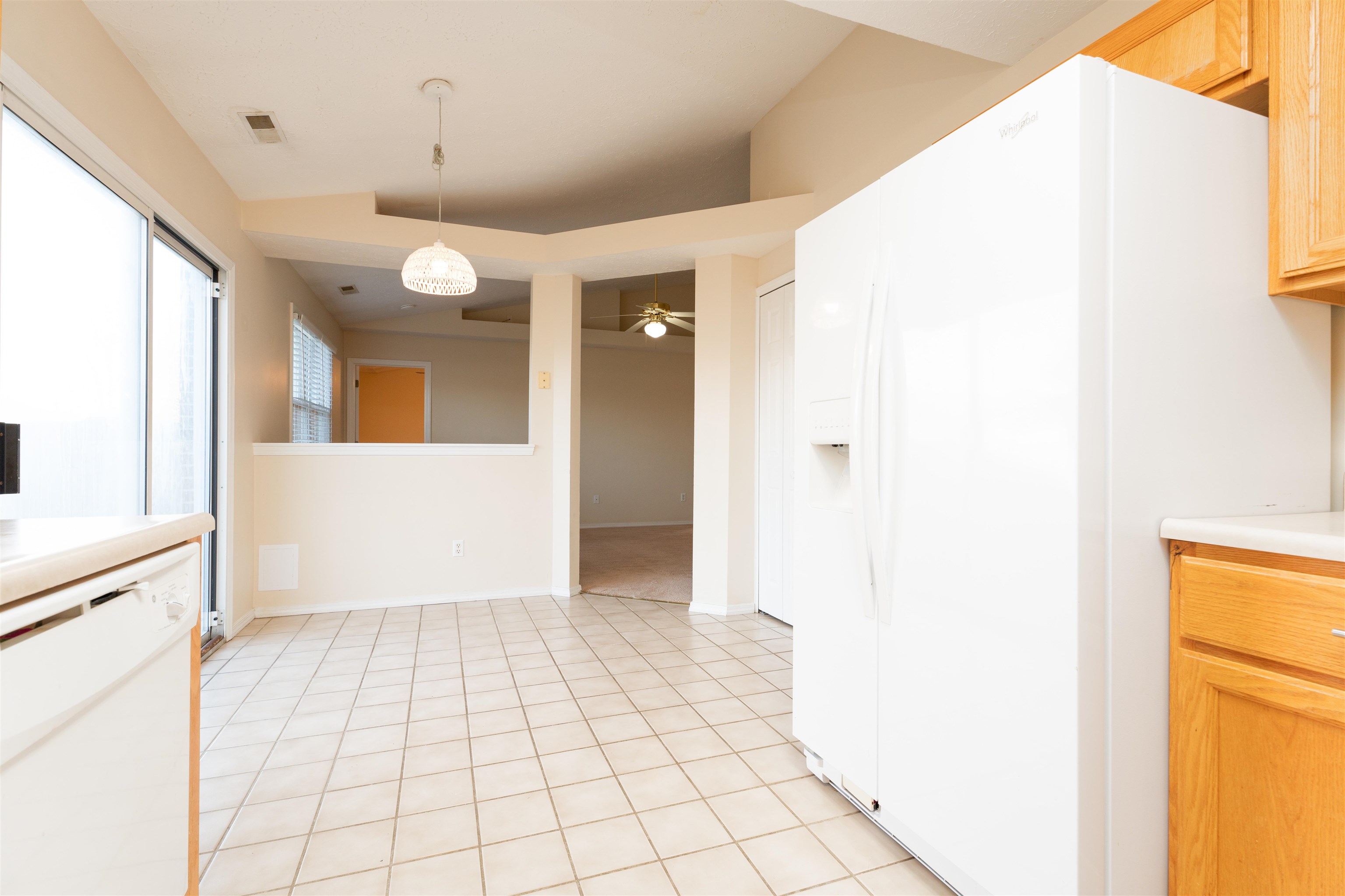 2431 Cascade Pointe, Owensboro, Kentucky 42301, 3 Bedrooms Bedrooms, ,2 BathroomsBathrooms,Single Family Residence,For Sale,Cascade Pointe,91611