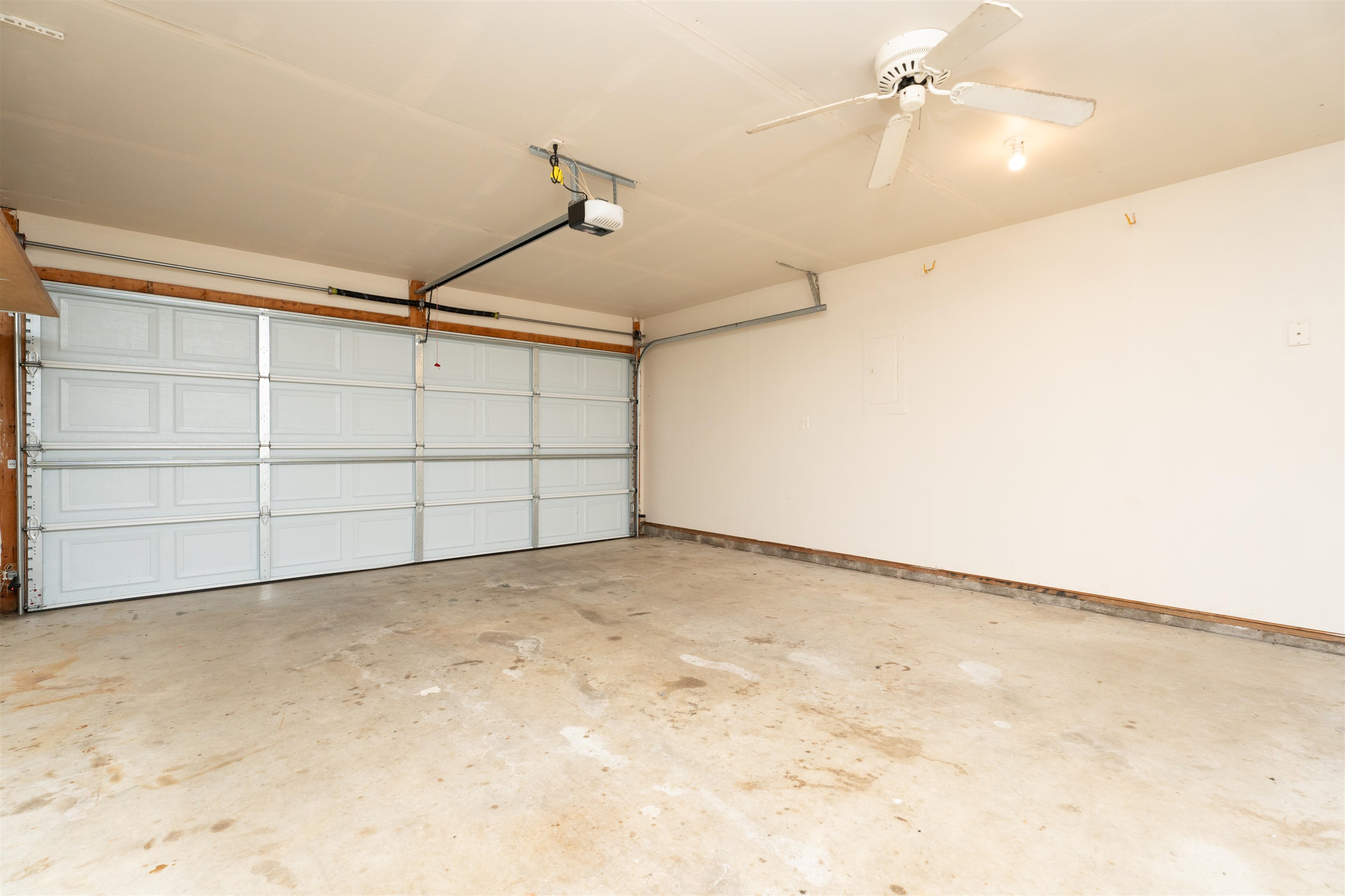 2431 Cascade Pointe, Owensboro, Kentucky 42301, 3 Bedrooms Bedrooms, ,2 BathroomsBathrooms,Single Family Residence,For Sale,Cascade Pointe,91611