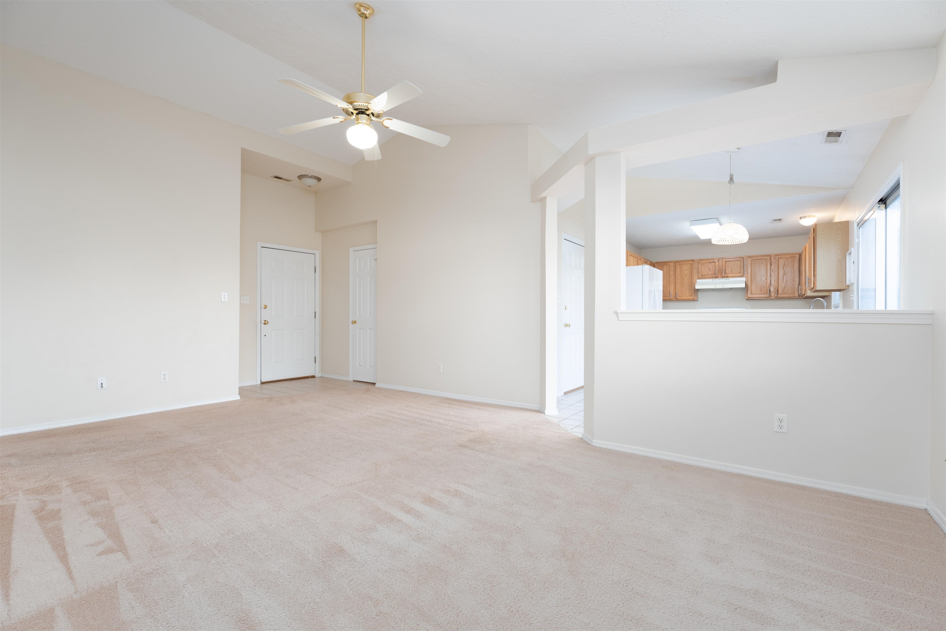 2431 Cascade Pointe, Owensboro, Kentucky 42301, 3 Bedrooms Bedrooms, ,2 BathroomsBathrooms,Single Family Residence,For Sale,Cascade Pointe,91611