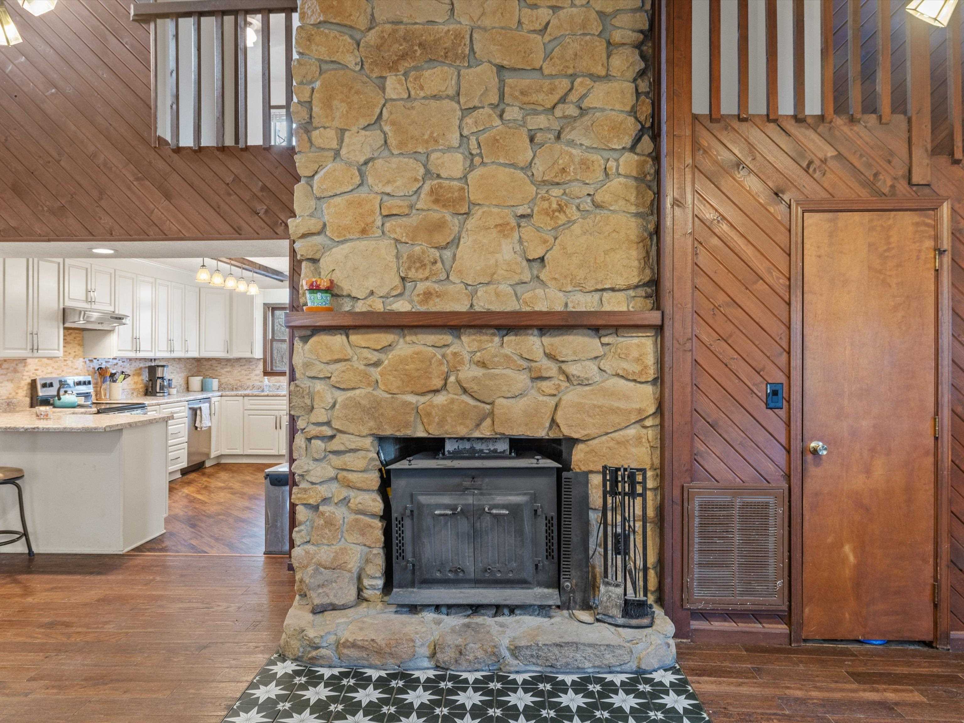 869 State Route 1835, Slaughters, Kentucky 42456, 4 Bedrooms Bedrooms, ,3 BathroomsBathrooms,Single Family Residence,For Sale,State Route 1835,91625