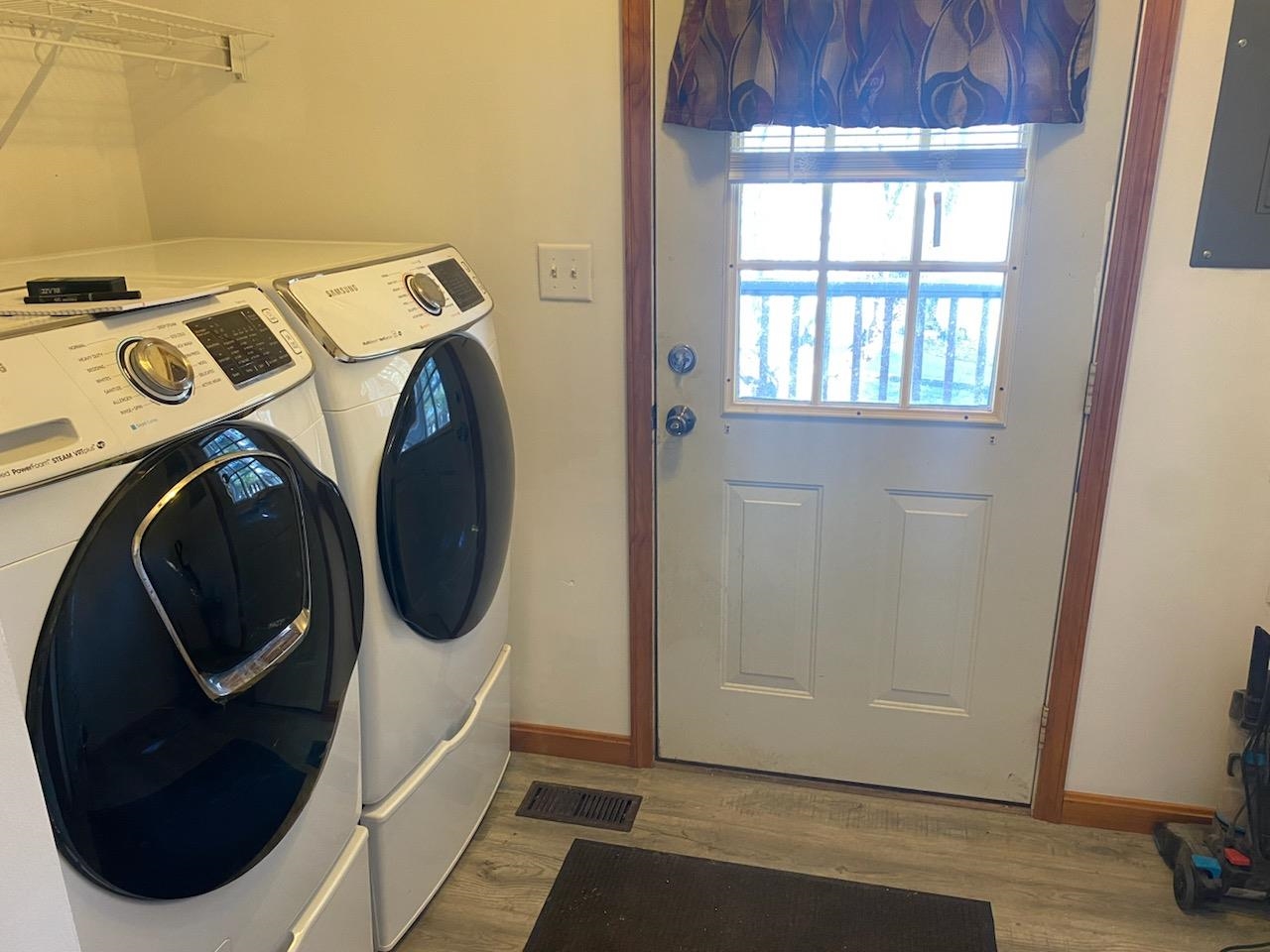 428 10th Street, Rockport, IN, Indiana 47635, 3 Bedrooms Bedrooms, ,1 BathroomBathrooms,Single Family Residence,For Sale,10th Street,91627