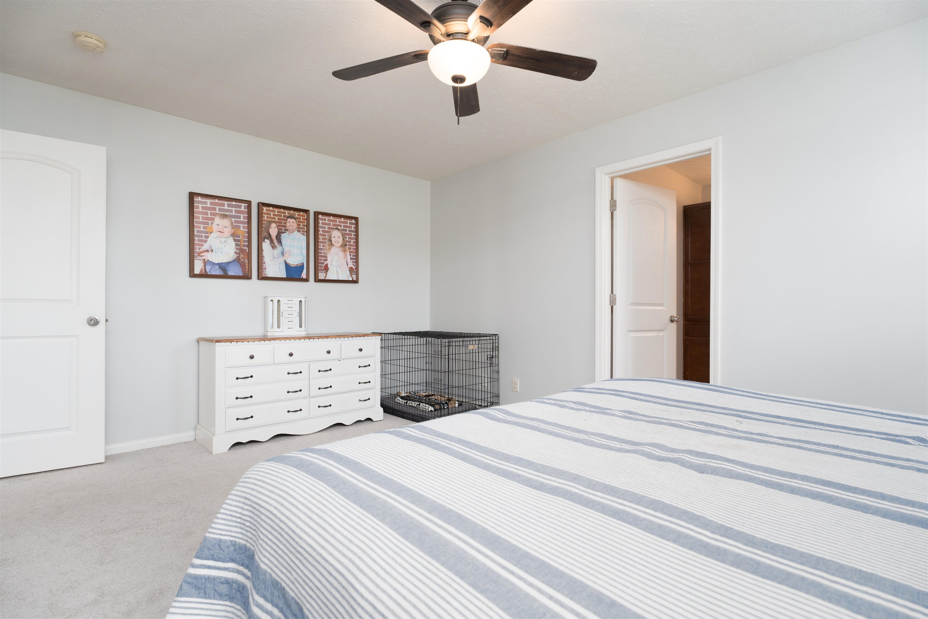 422 Camden Cir, Owensboro, Kentucky 42301, 3 Bedrooms Bedrooms, ,2 BathroomsBathrooms,Single Family Residence,For Sale,Camden Cir,91628