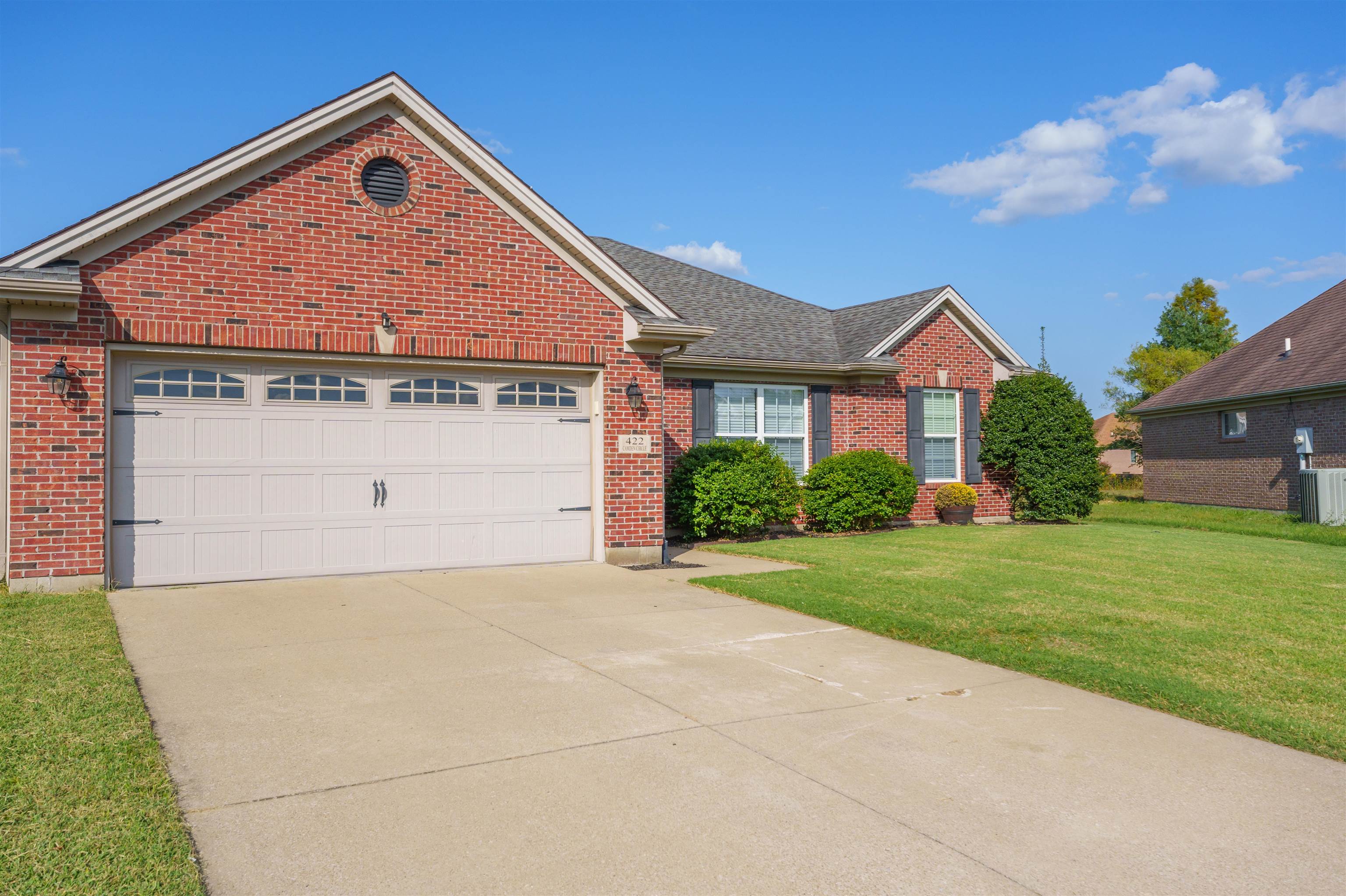 422 Camden Cir, Owensboro, Kentucky 42301, 3 Bedrooms Bedrooms, ,2 BathroomsBathrooms,Single Family Residence,For Sale,Camden Cir,91628