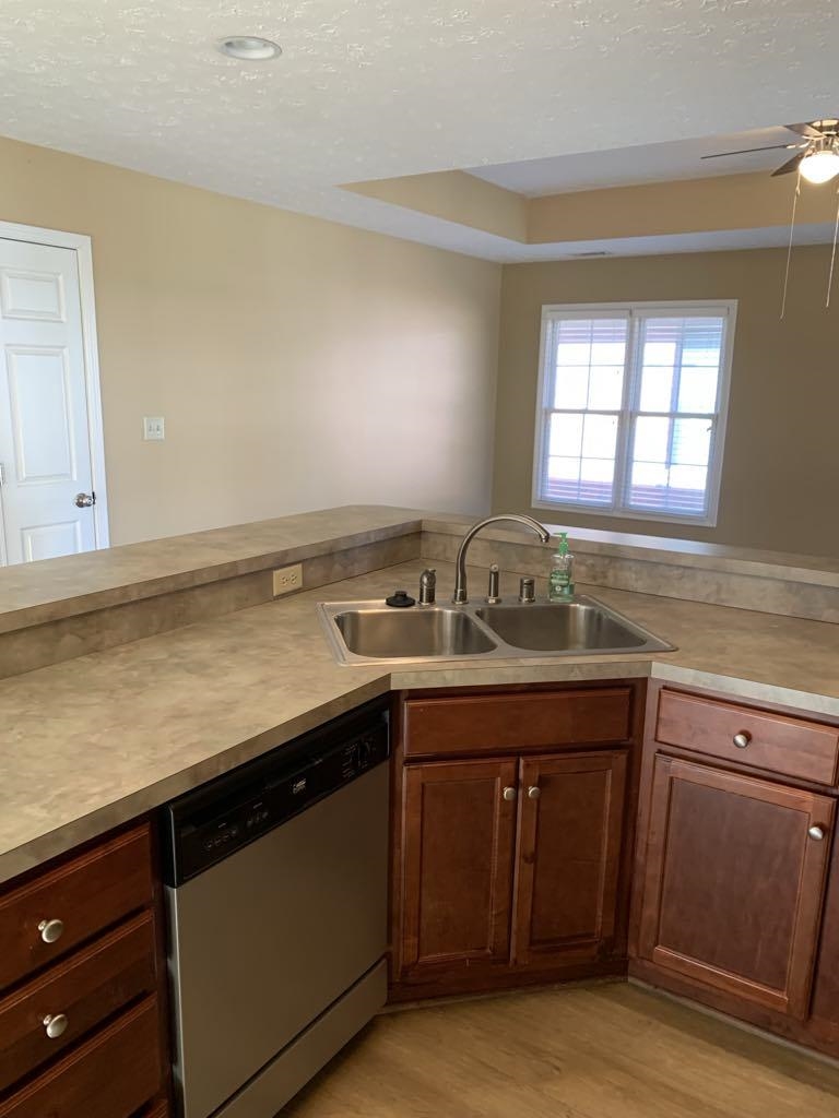 2518 Triple Crown Way, Owensboro, Kentucky 42301-7164, 3 Bedrooms Bedrooms, ,2 BathroomsBathrooms,Ranch,For Sale,Triple Crown Way,91634