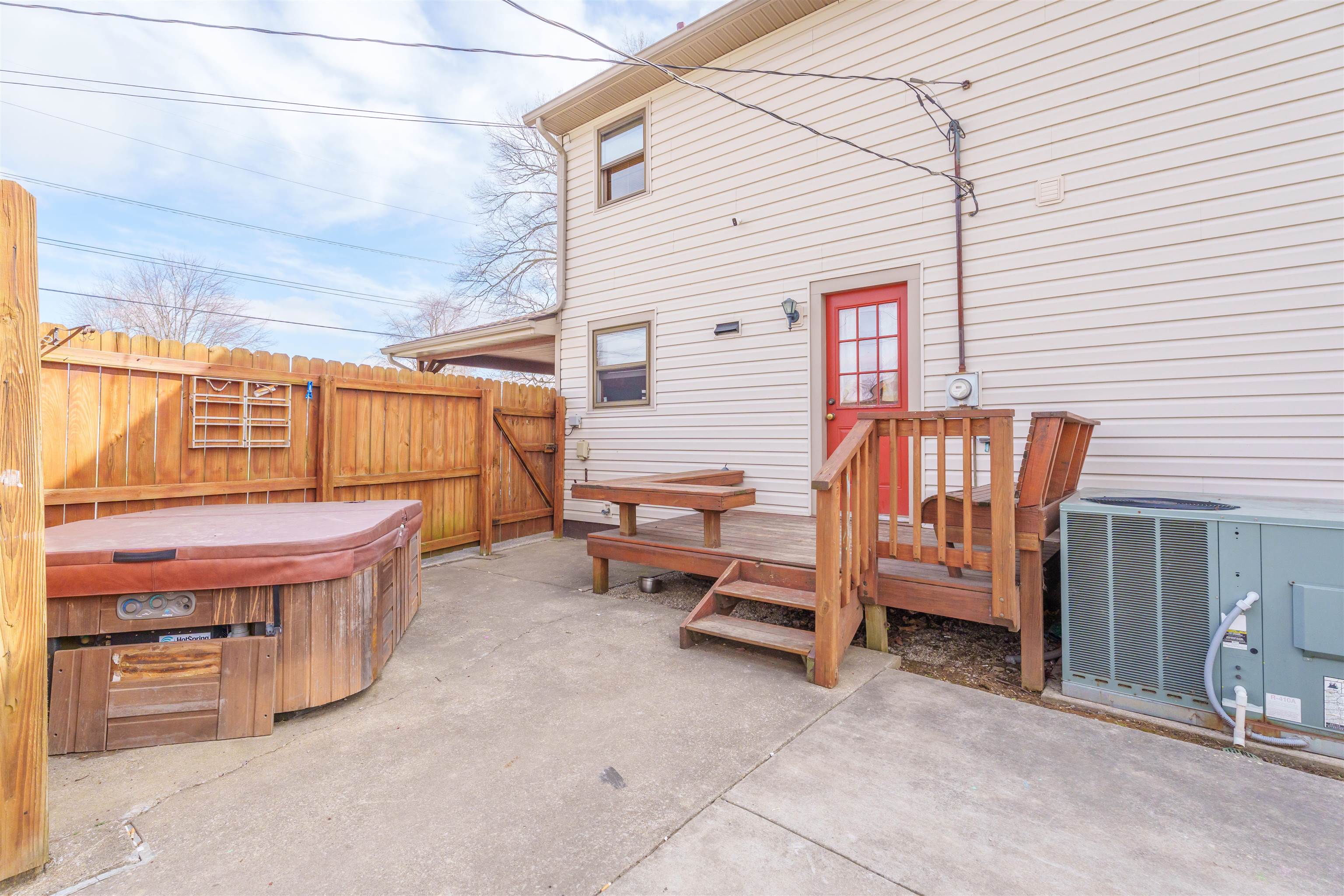 3400 St Ann St, Owensboro, Kentucky 42303-7061, 3 Bedrooms Bedrooms, ,2 BathroomsBathrooms,Single Family Residence,For Sale,St Ann St,91646