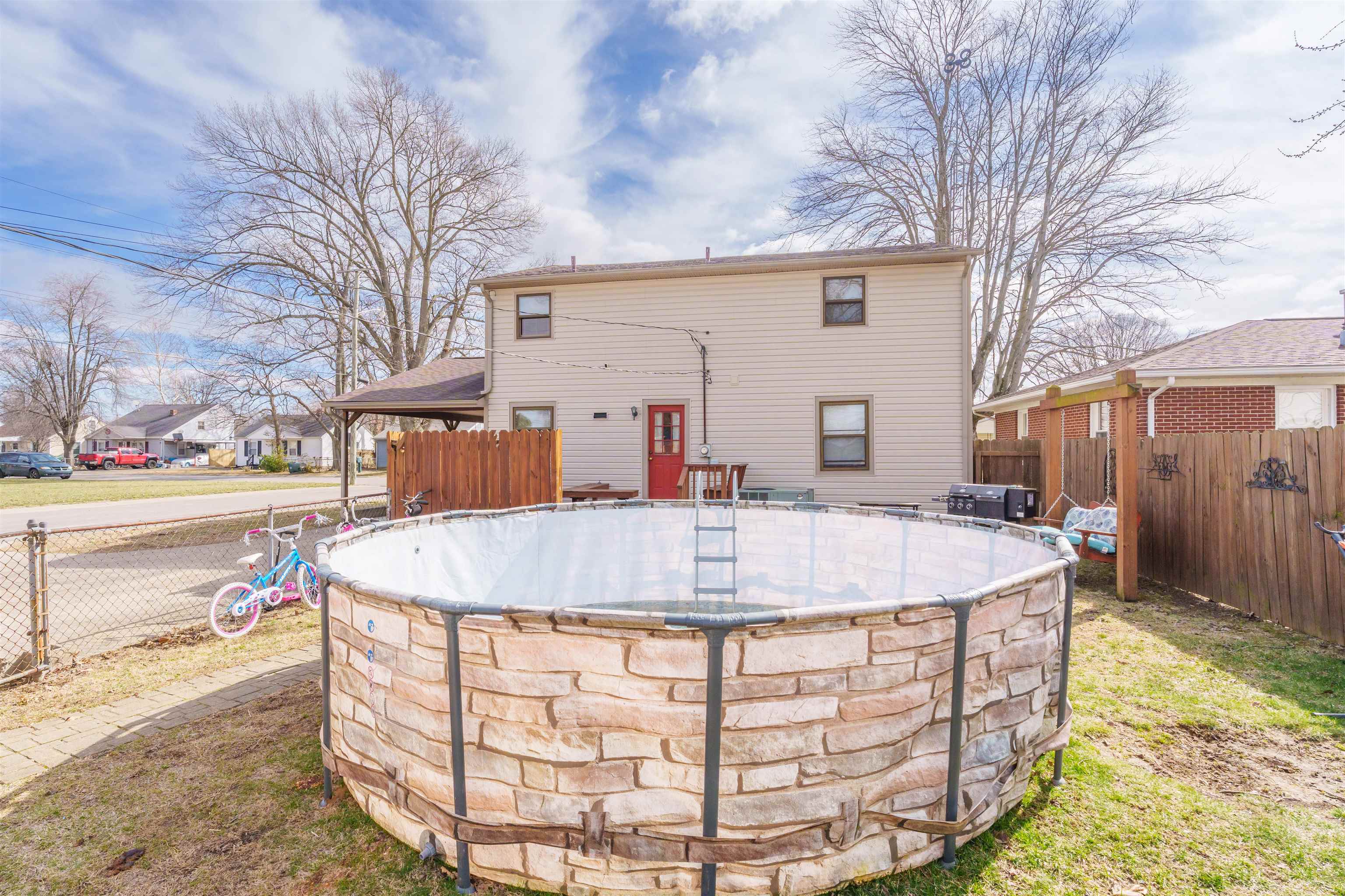 3400 St Ann St, Owensboro, Kentucky 42303-7061, 3 Bedrooms Bedrooms, ,2 BathroomsBathrooms,Single Family Residence,For Sale,St Ann St,91646