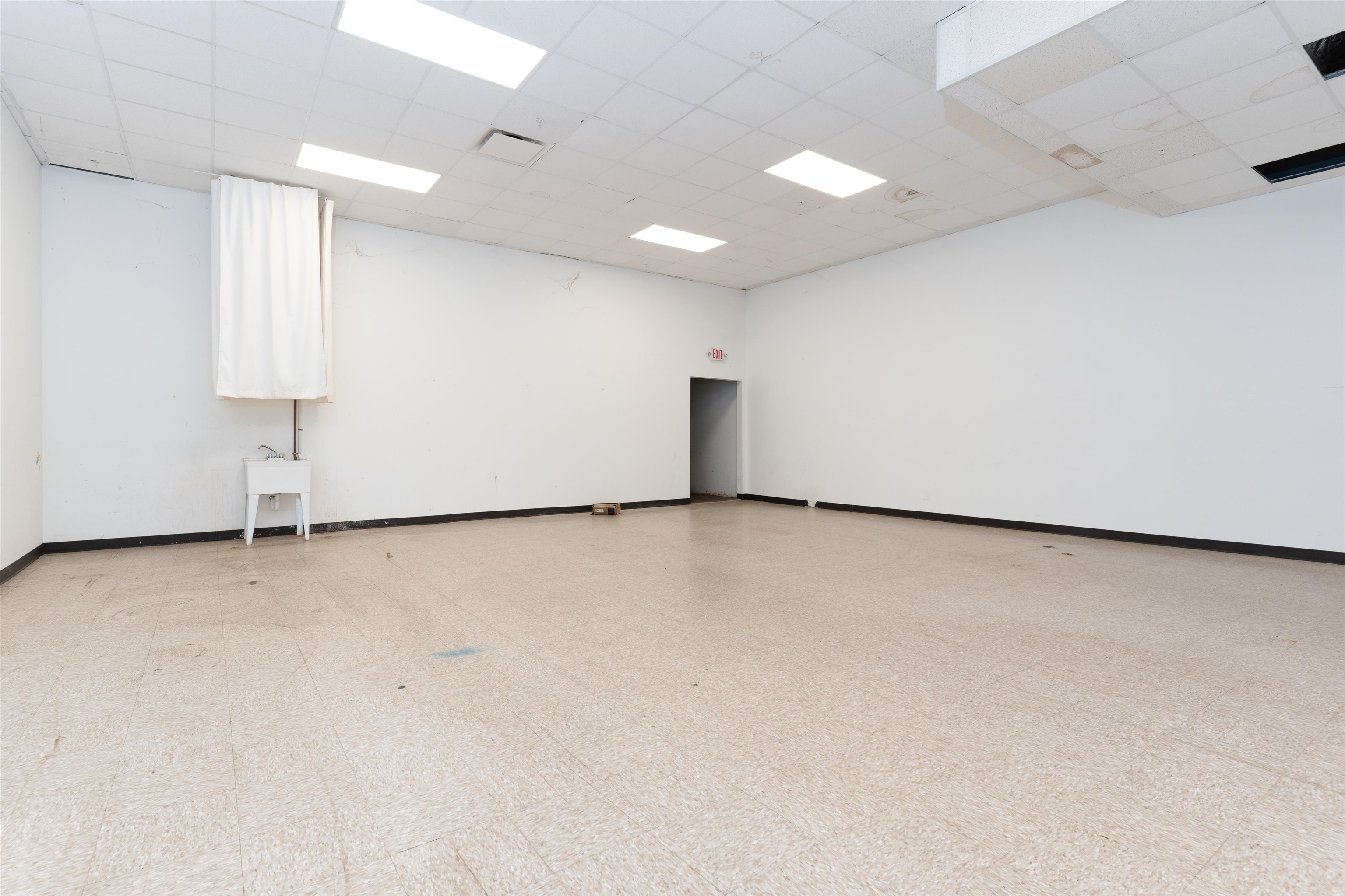 3980 Frederica Street, Owensboro, Kentucky 42301, ,Retail,For Sale,Frederica Street,91651