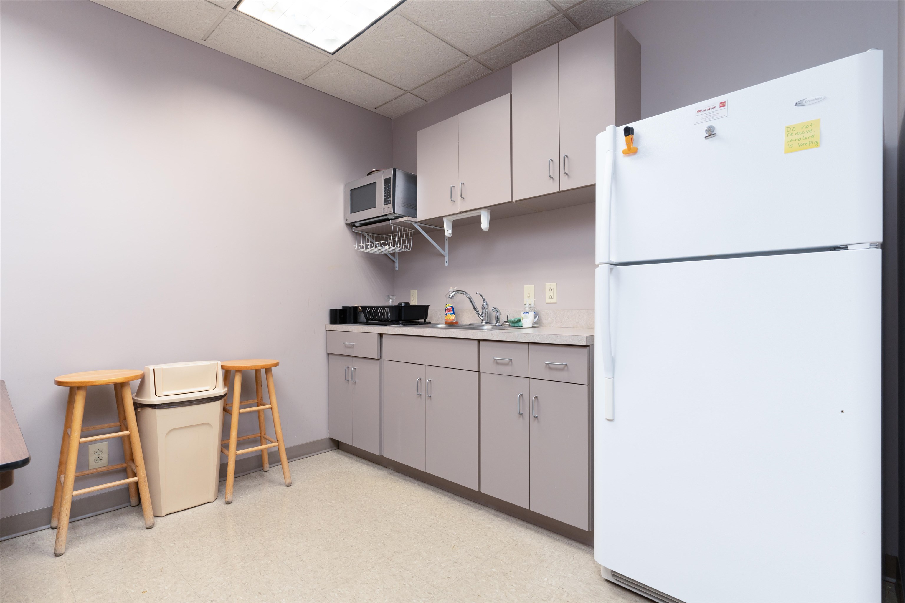 1925 Frederica St Suite 100, Owensboro, Kentucky 42301, ,Office,For Sale,Frederica St Suite 100,91658