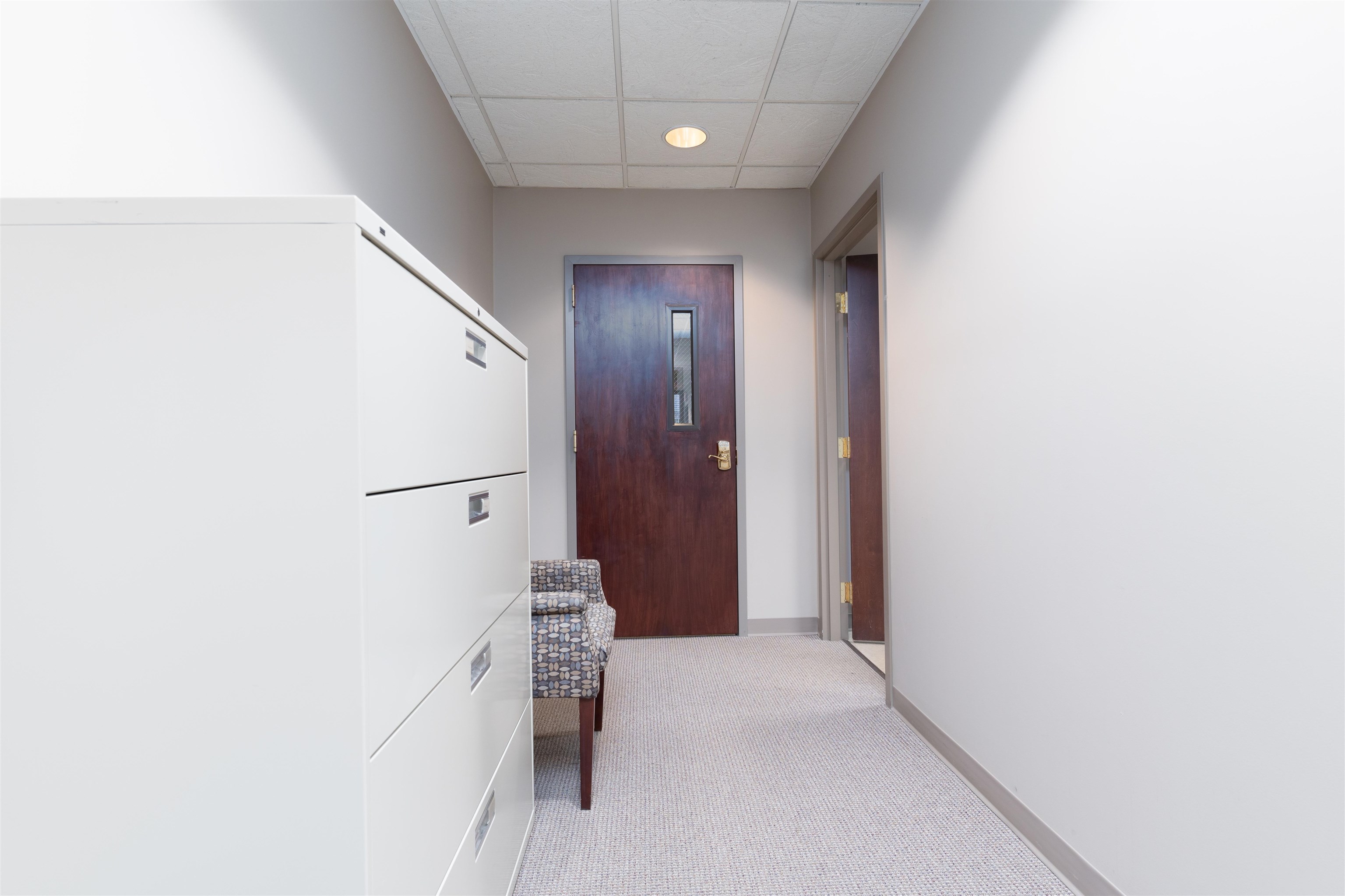 1925 Frederica St Suite 100, Owensboro, Kentucky 42301, ,Office,For Sale,Frederica St Suite 100,91658