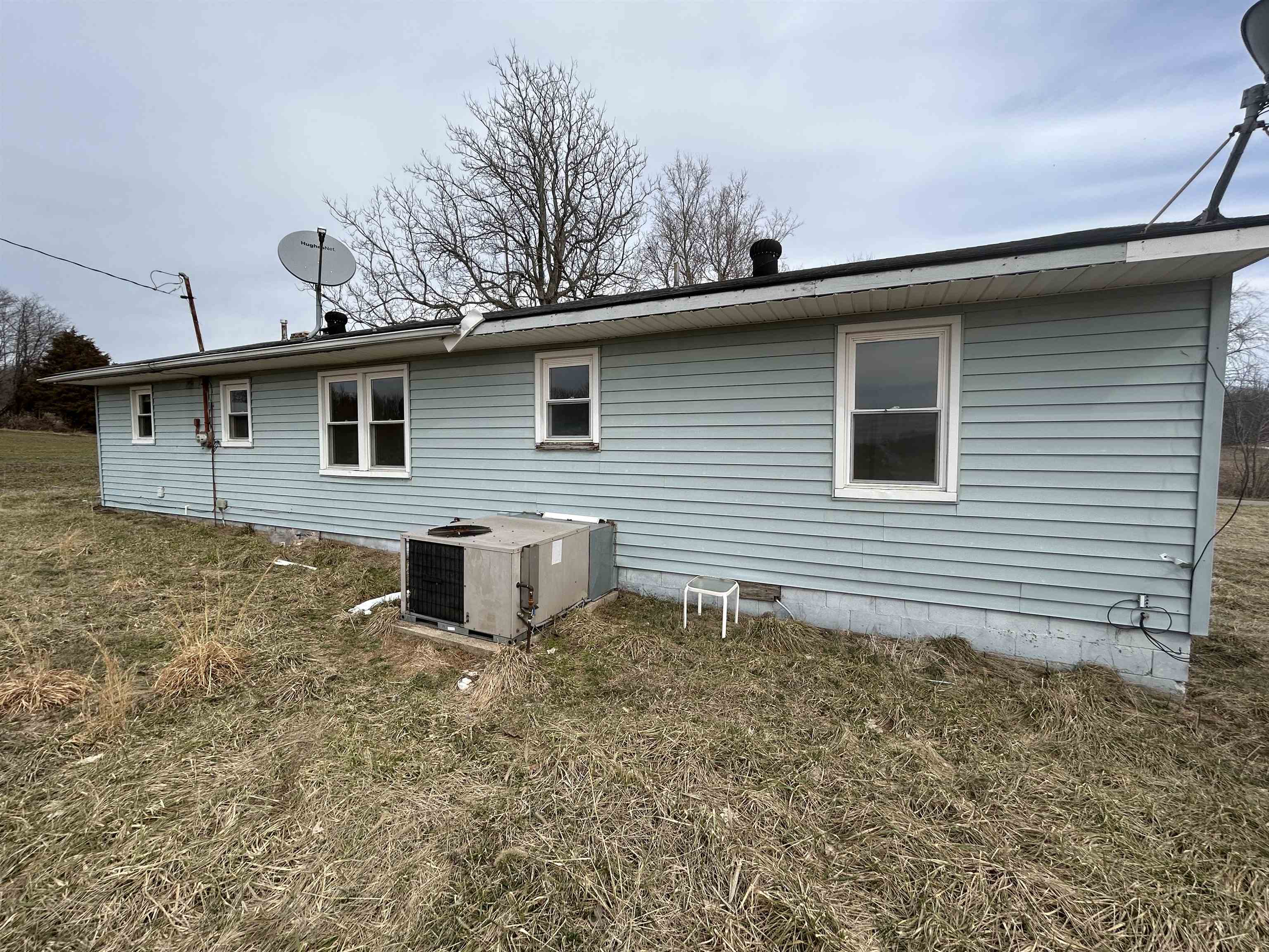 10560 Ratcliff Rd., Owensboro, Kentucky 42376, 3 Bedrooms Bedrooms, ,1 BathroomBathrooms,Single Family Residence,For Sale,Ratcliff Rd.,91662