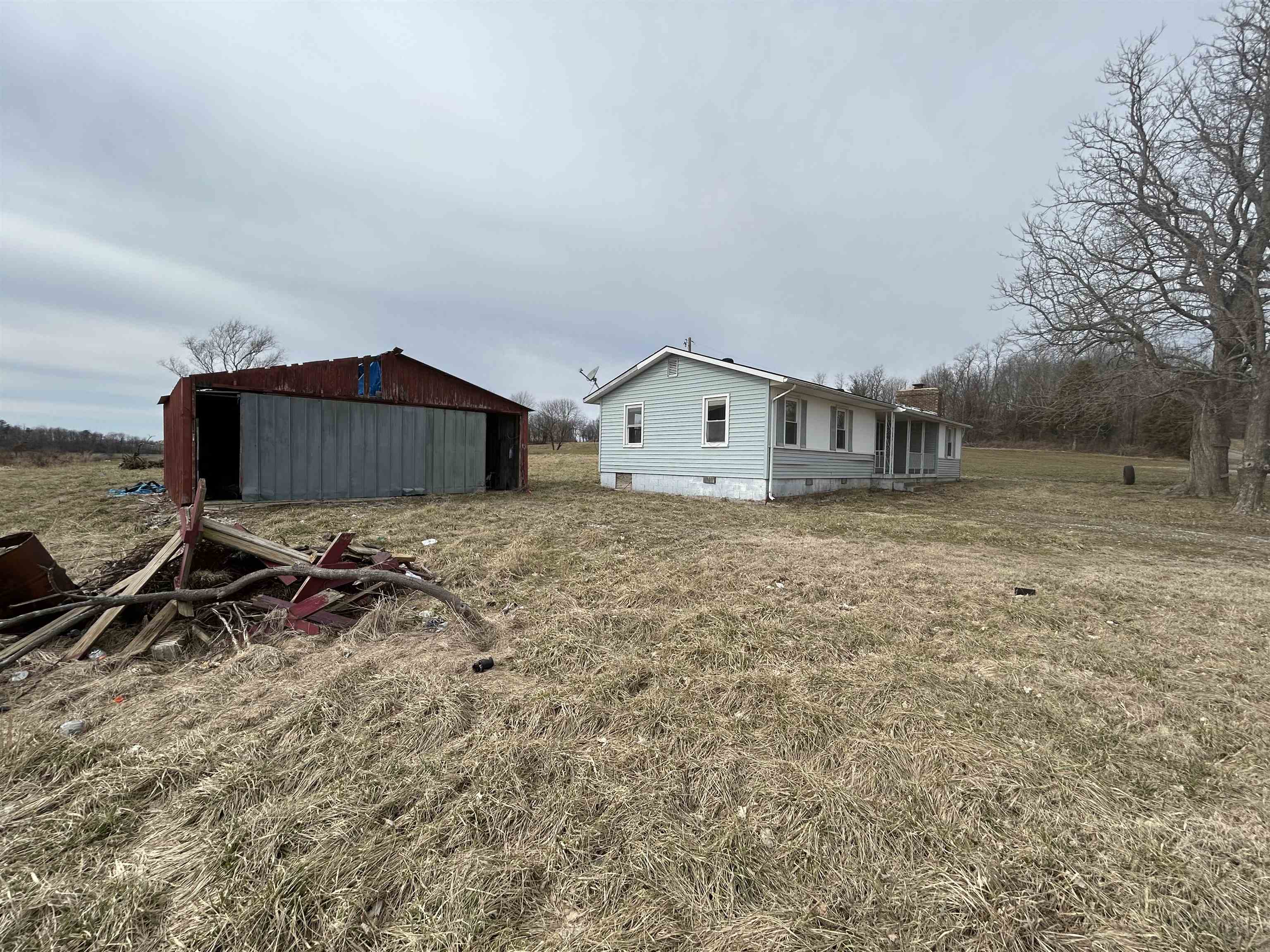 10560 Ratcliff Rd., Owensboro, Kentucky 42376, 3 Bedrooms Bedrooms, ,1 BathroomBathrooms,Single Family Residence,For Sale,Ratcliff Rd.,91662