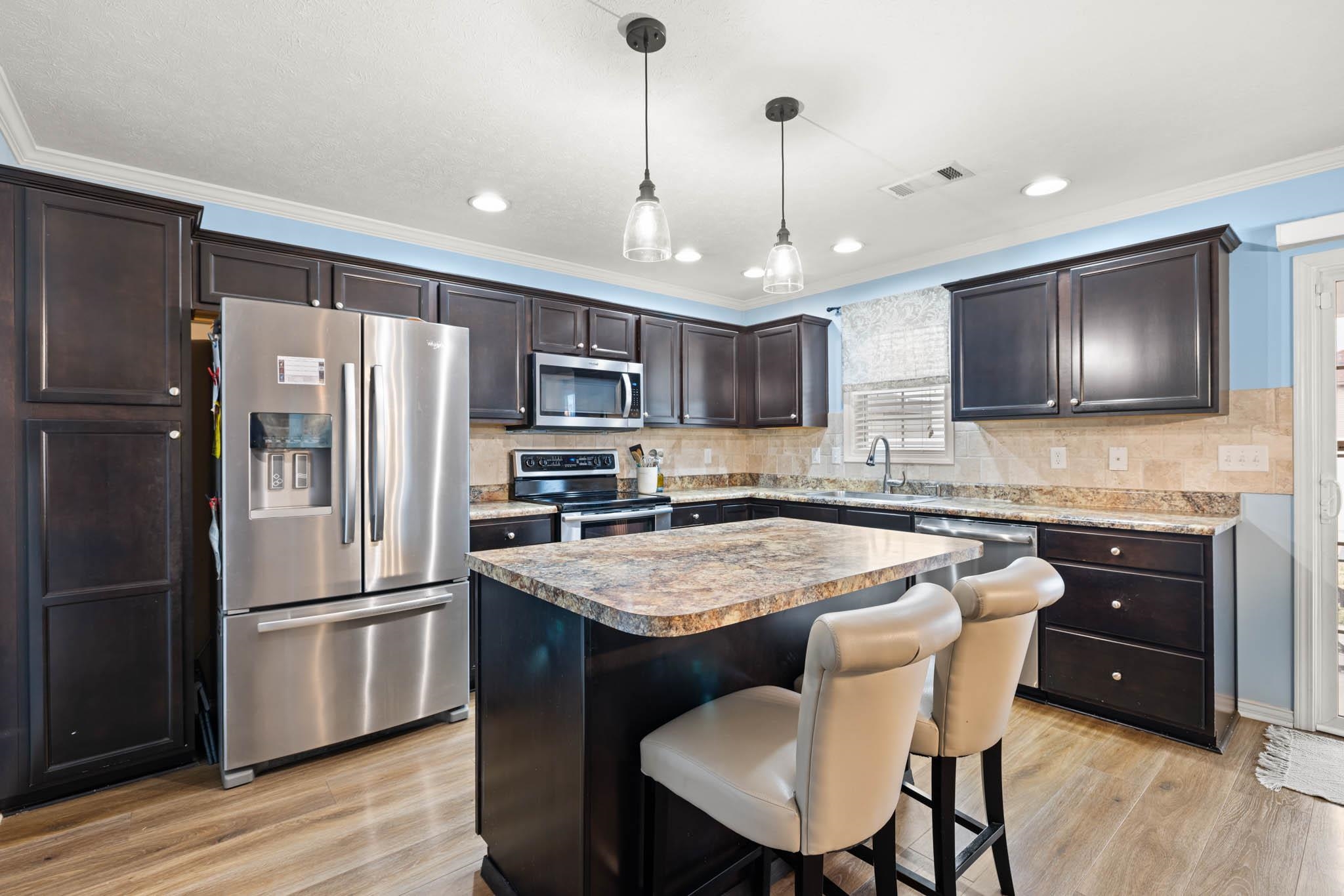2948 Summer Point Court, Owensboro, Kentucky 42303, 4 Bedrooms Bedrooms, ,2 BathroomsBathrooms,Single Family Residence,For Sale,Summer Point Court,91663