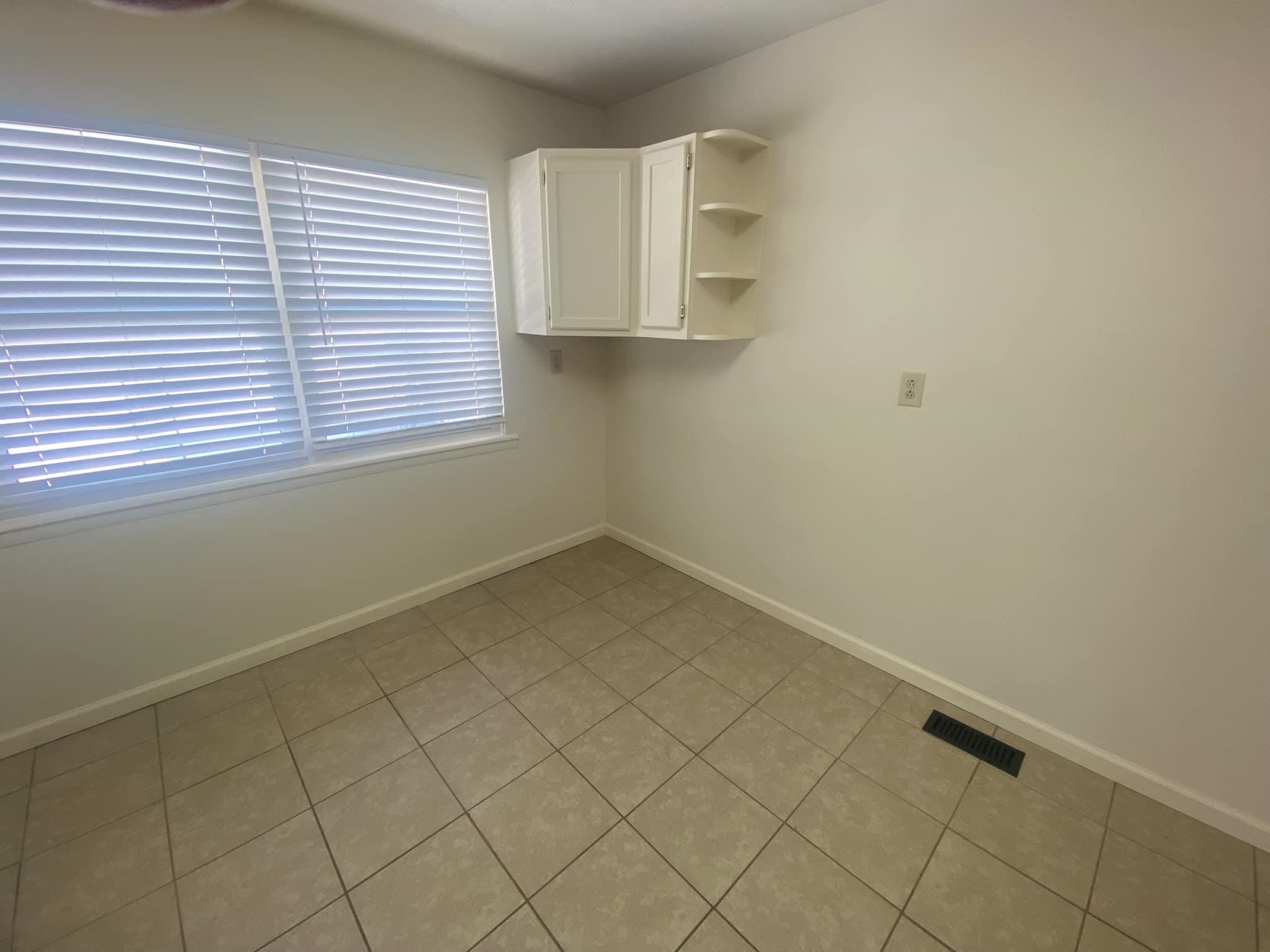 3929 Carpenter Dr., Owensboro, Kentucky 42301, 3 Bedrooms Bedrooms, ,1 BathroomBathrooms,Single Family Residence,For Sale,Carpenter Dr.,91675