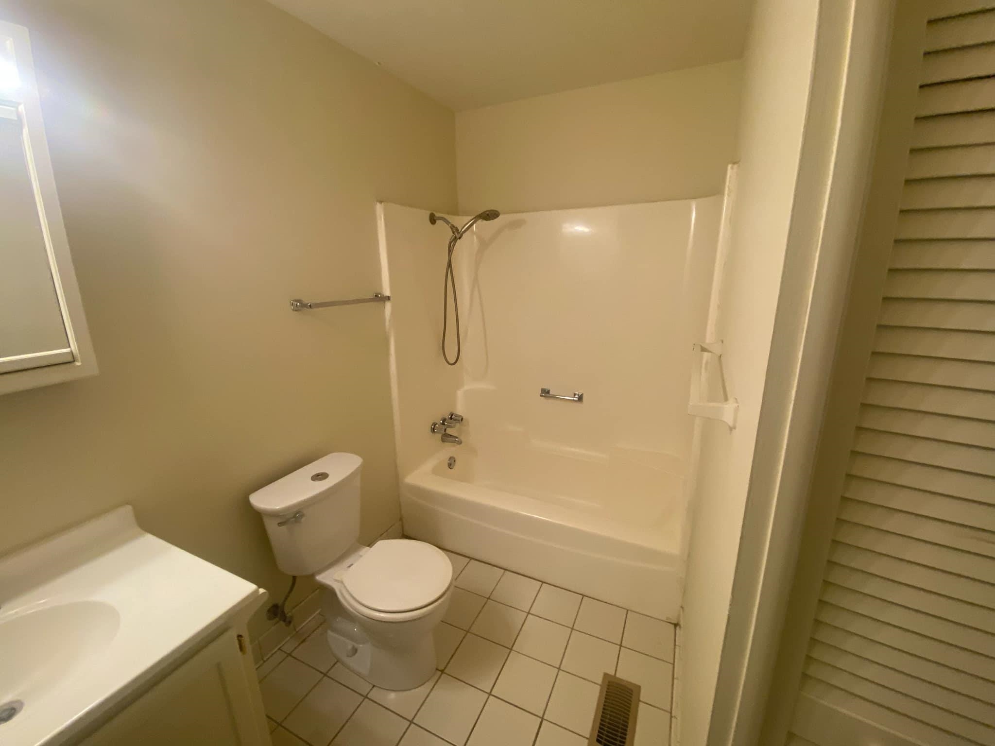 3929 Carpenter Dr., Owensboro, Kentucky 42301, 3 Bedrooms Bedrooms, ,1 BathroomBathrooms,Single Family Residence,For Sale,Carpenter Dr.,91675