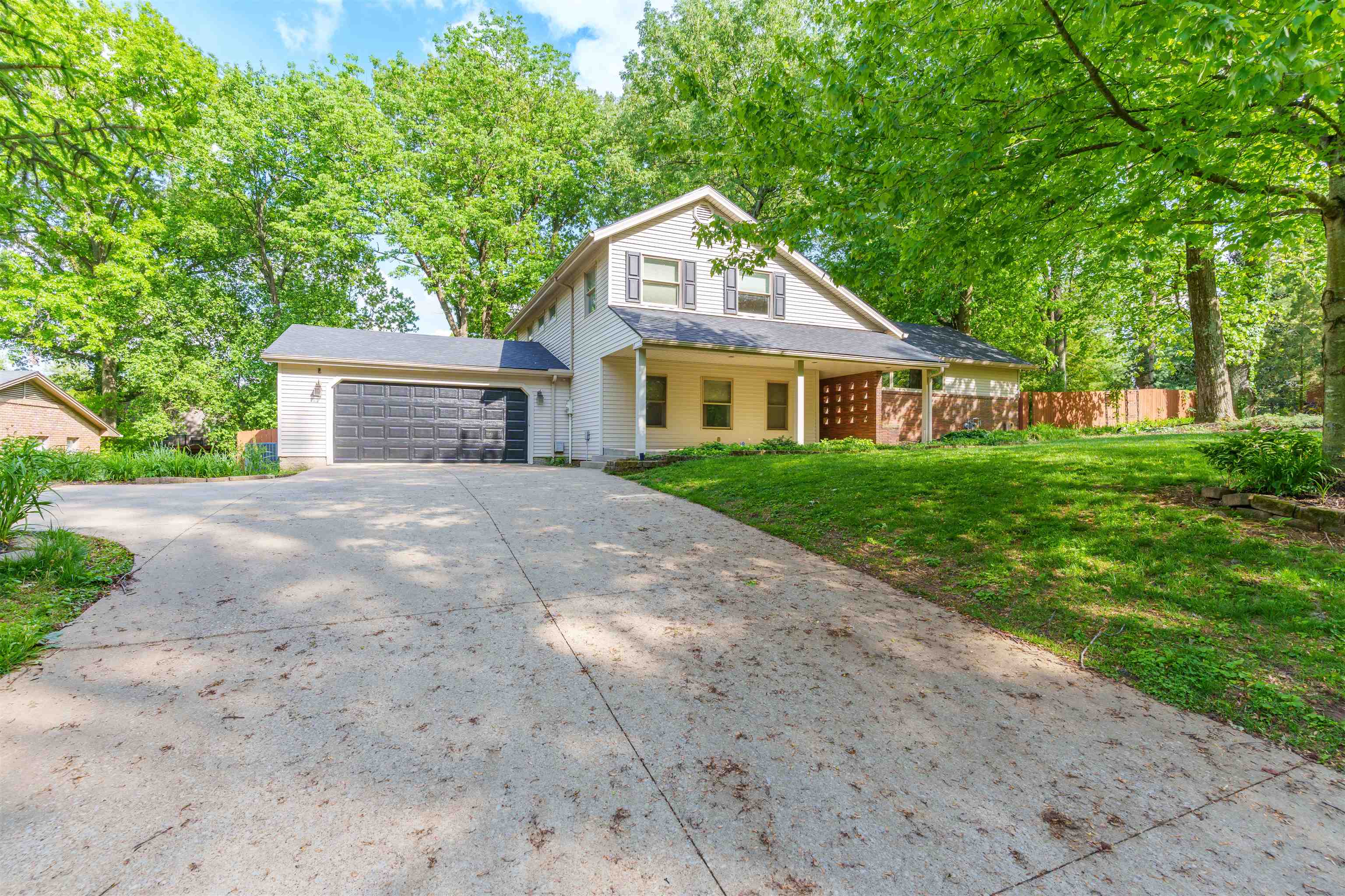 4459 Greenacre Dr., Owensboro, Kentucky 42303, 5 Bedrooms Bedrooms, ,3 BathroomsBathrooms,Single Family Residence,For Sale,Greenacre Dr.,91678