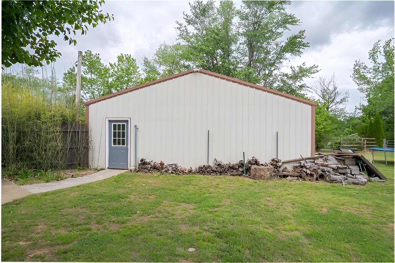 12687 Hwy 231, Utica, Kentucky 42376, 3 Bedrooms Bedrooms, ,2 BathroomsBathrooms,Single Family Residence,For Sale,Hwy 231,91680