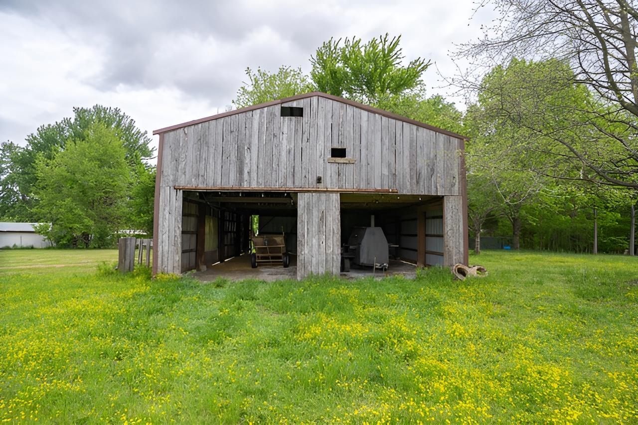 12687 Hwy 231, Utica, Kentucky 42376, 3 Bedrooms Bedrooms, ,2 BathroomsBathrooms,Single Family Residence,For Sale,Hwy 231,91680