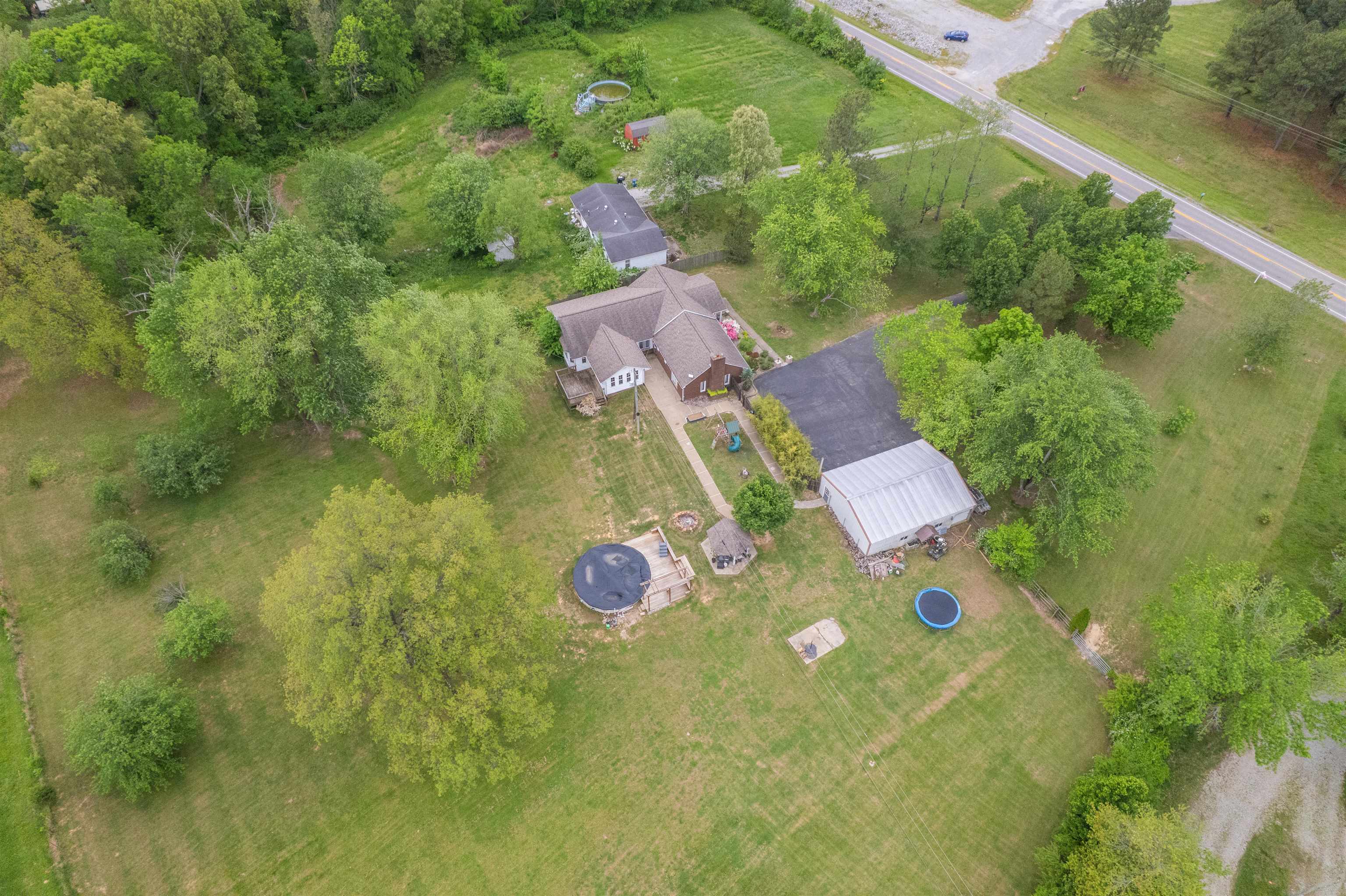 12687 Hwy 231, Utica, Kentucky 42376, 3 Bedrooms Bedrooms, ,2 BathroomsBathrooms,Single Family Residence,For Sale,Hwy 231,91680